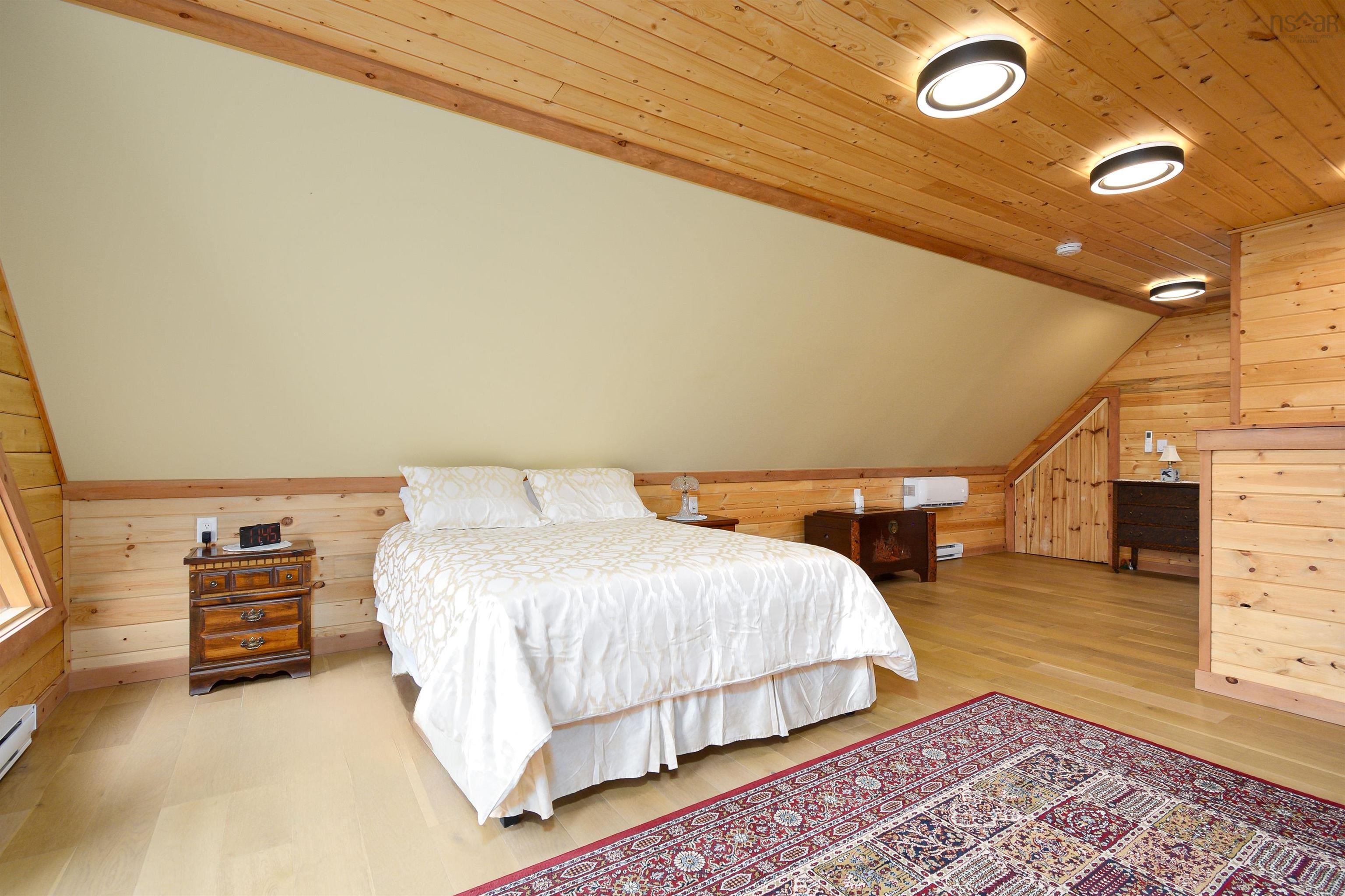 $885,000.00: 1005 Highway 205, Baddeck Bay