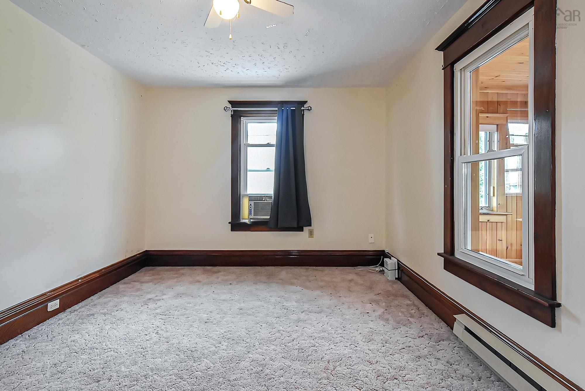 $849,900.00: 172, 184, 194 King Street, Windsor