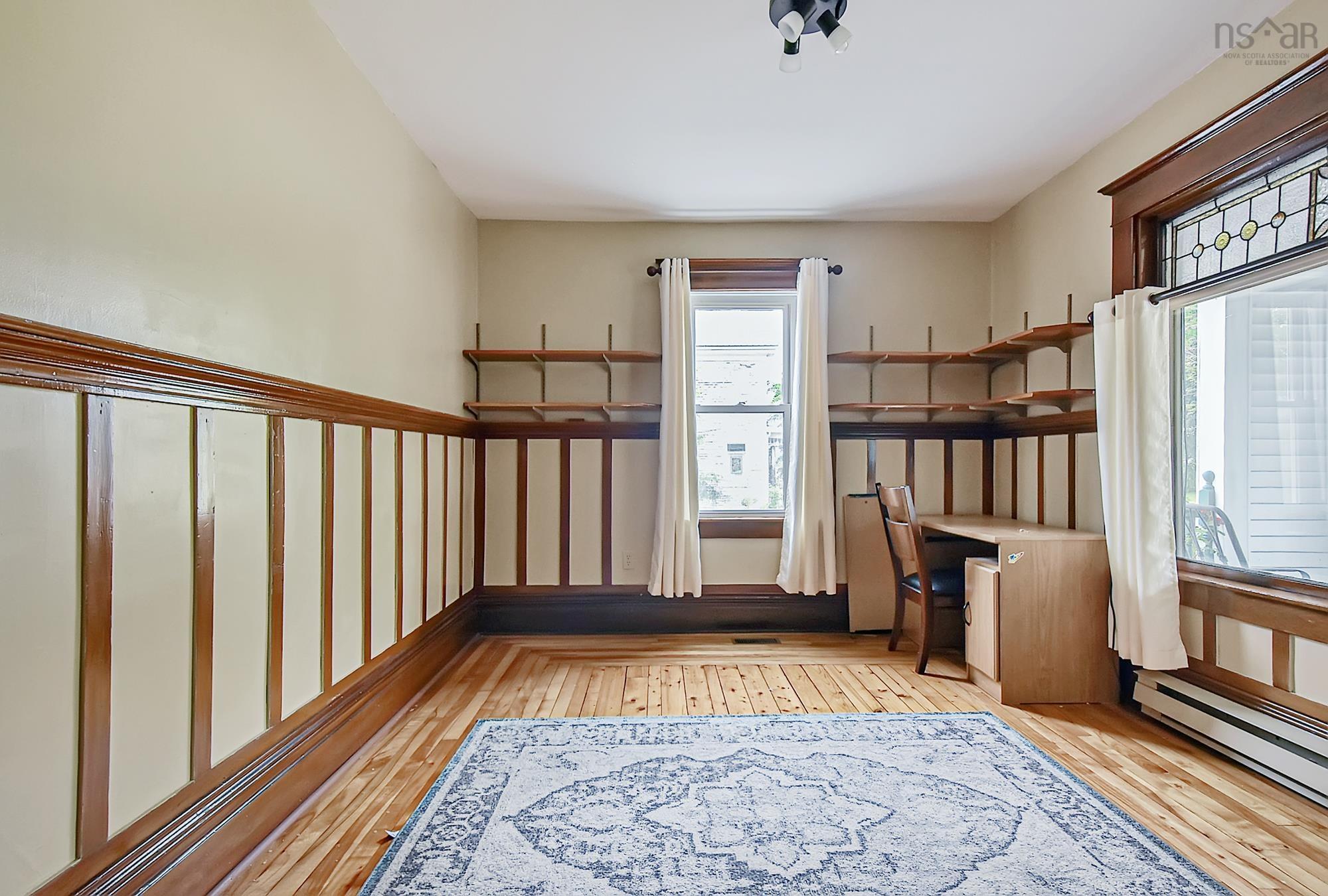 $849,900.00: 172, 184, 194 King Street, Windsor