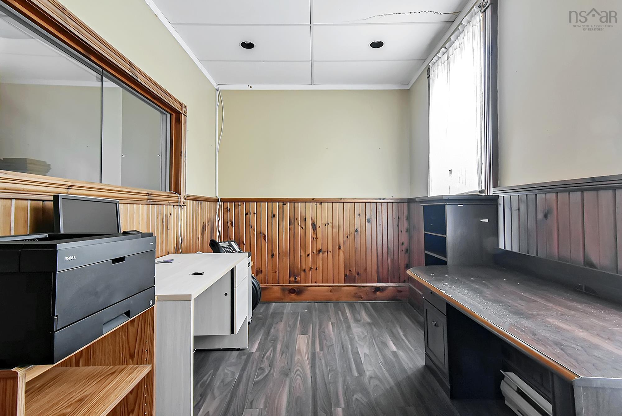 $849,900.00: 172, 184, 194 King Street, Windsor