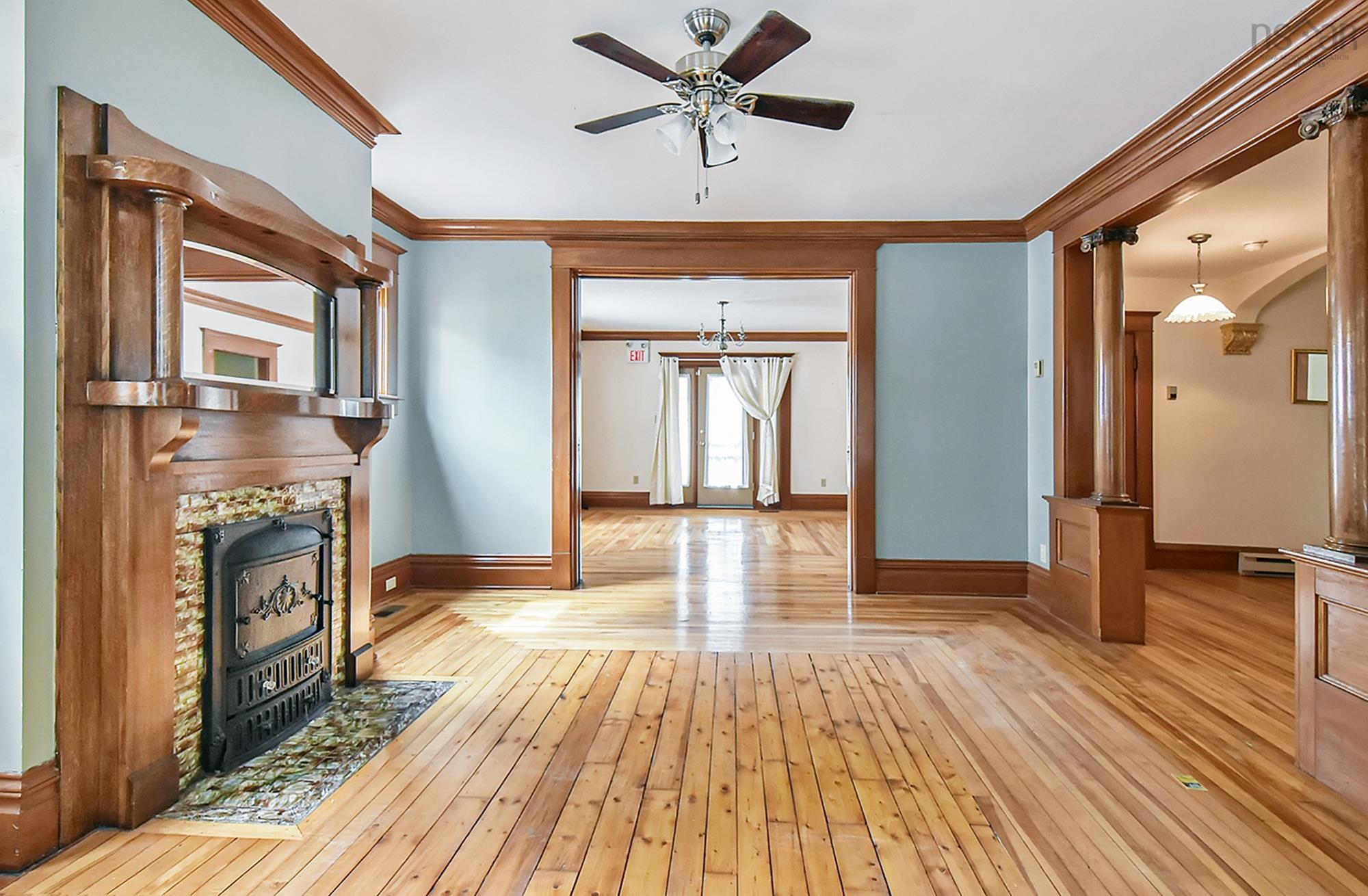 $849,900.00: 172, 184, 194 King Street, Windsor