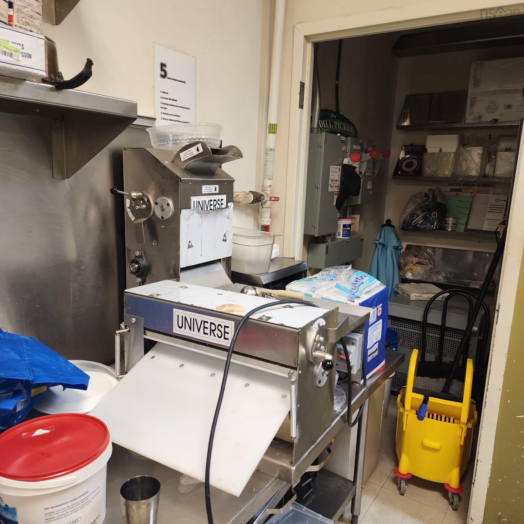 140 250 Baker Drive, Dartmouth, NS (MLS 202509938)