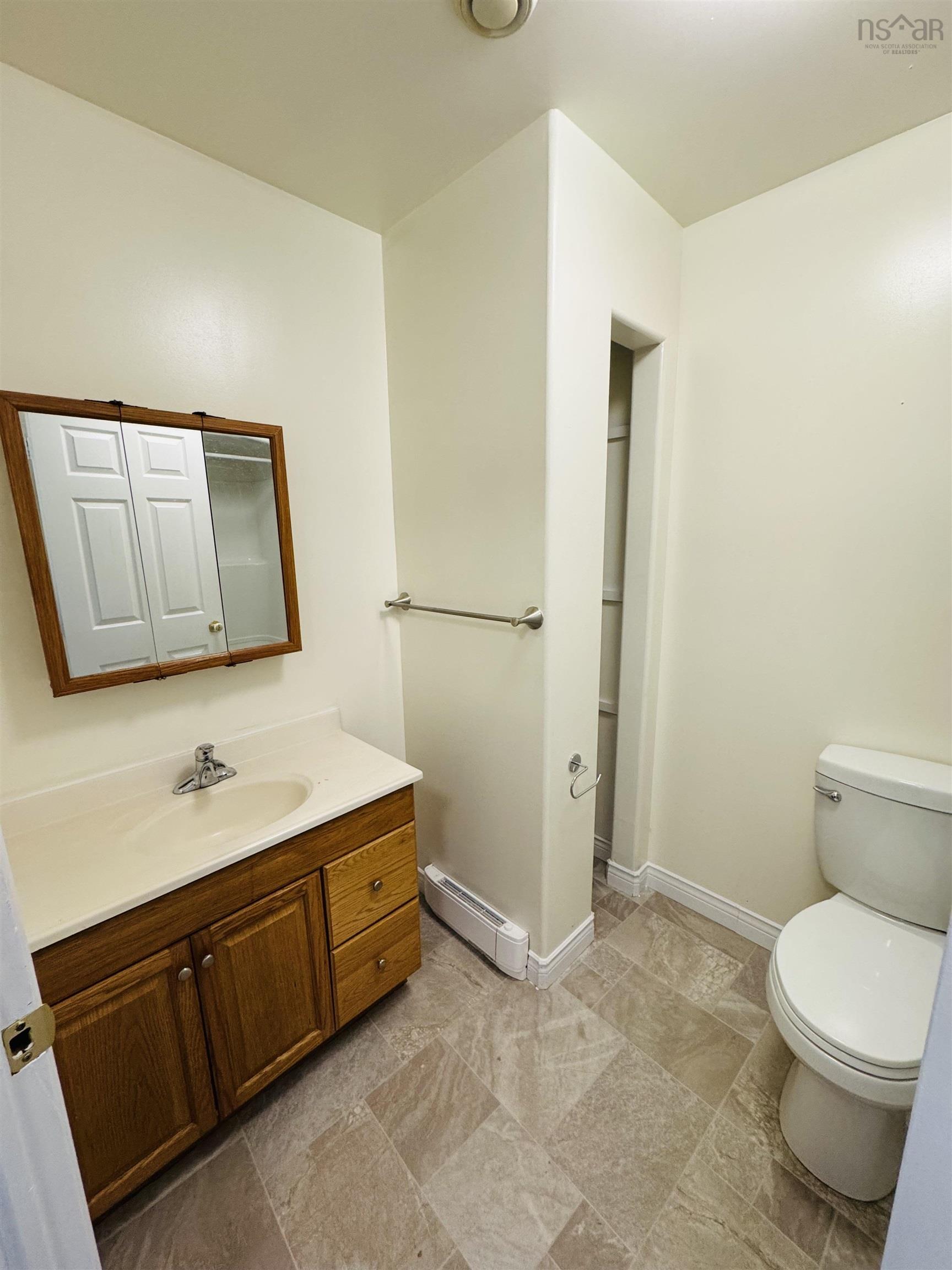 $499,900.00: 39/41 Anita Crescent, Truro Heights