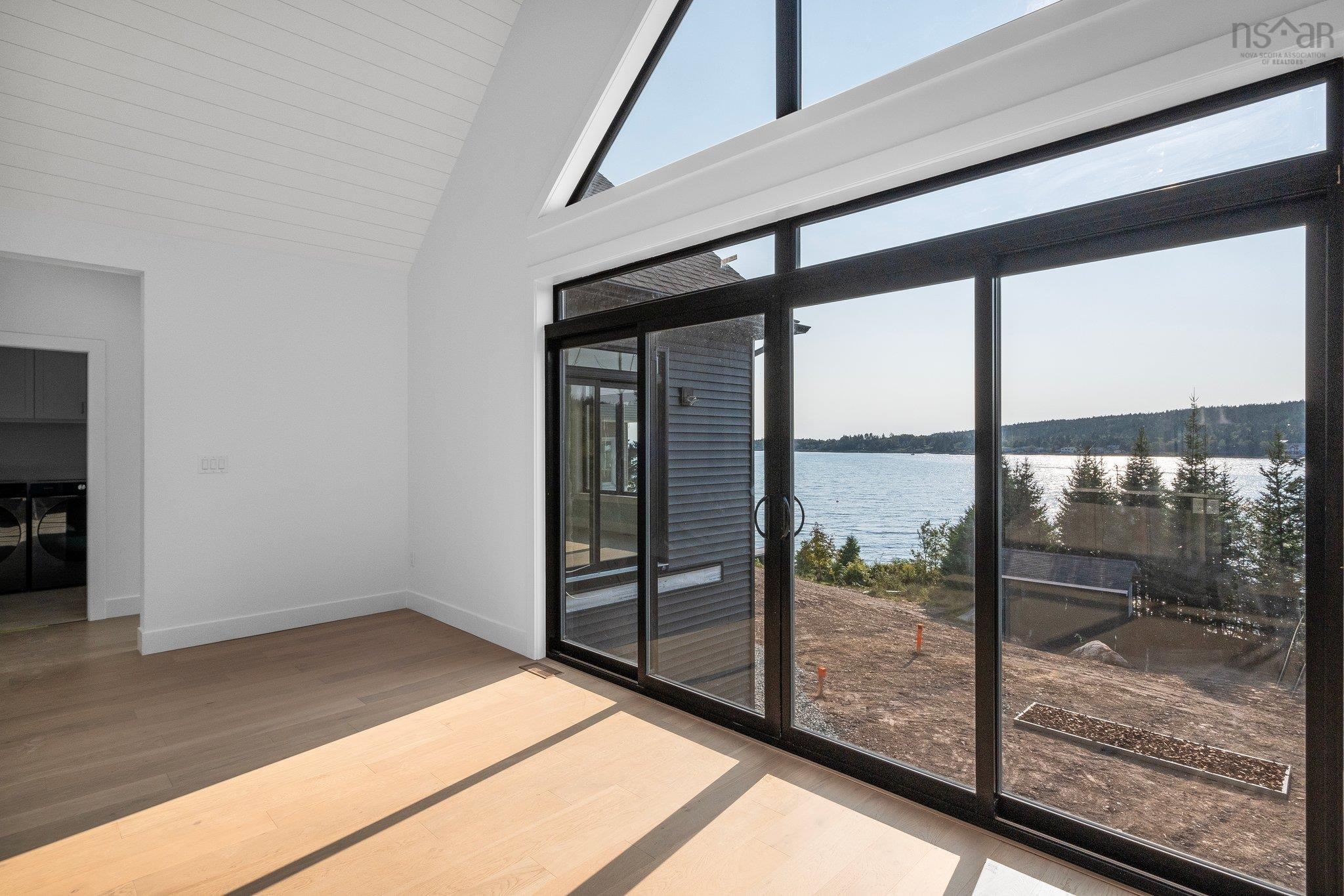 $1,584,000.00: 7410 St Margarets Bay Road, Boutiliers Point