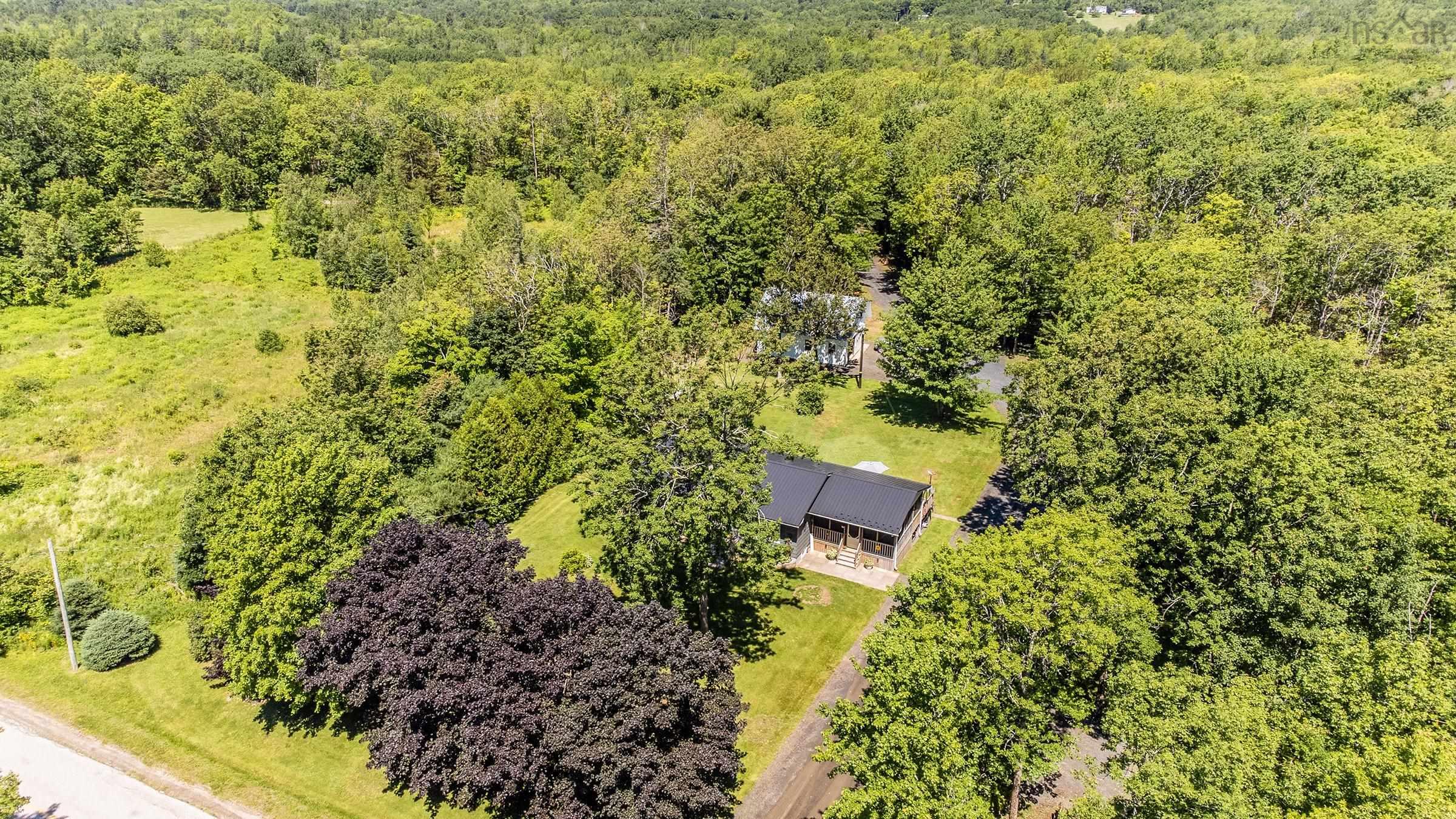 $599,000.00: 255 Virginia Road, Virginia East