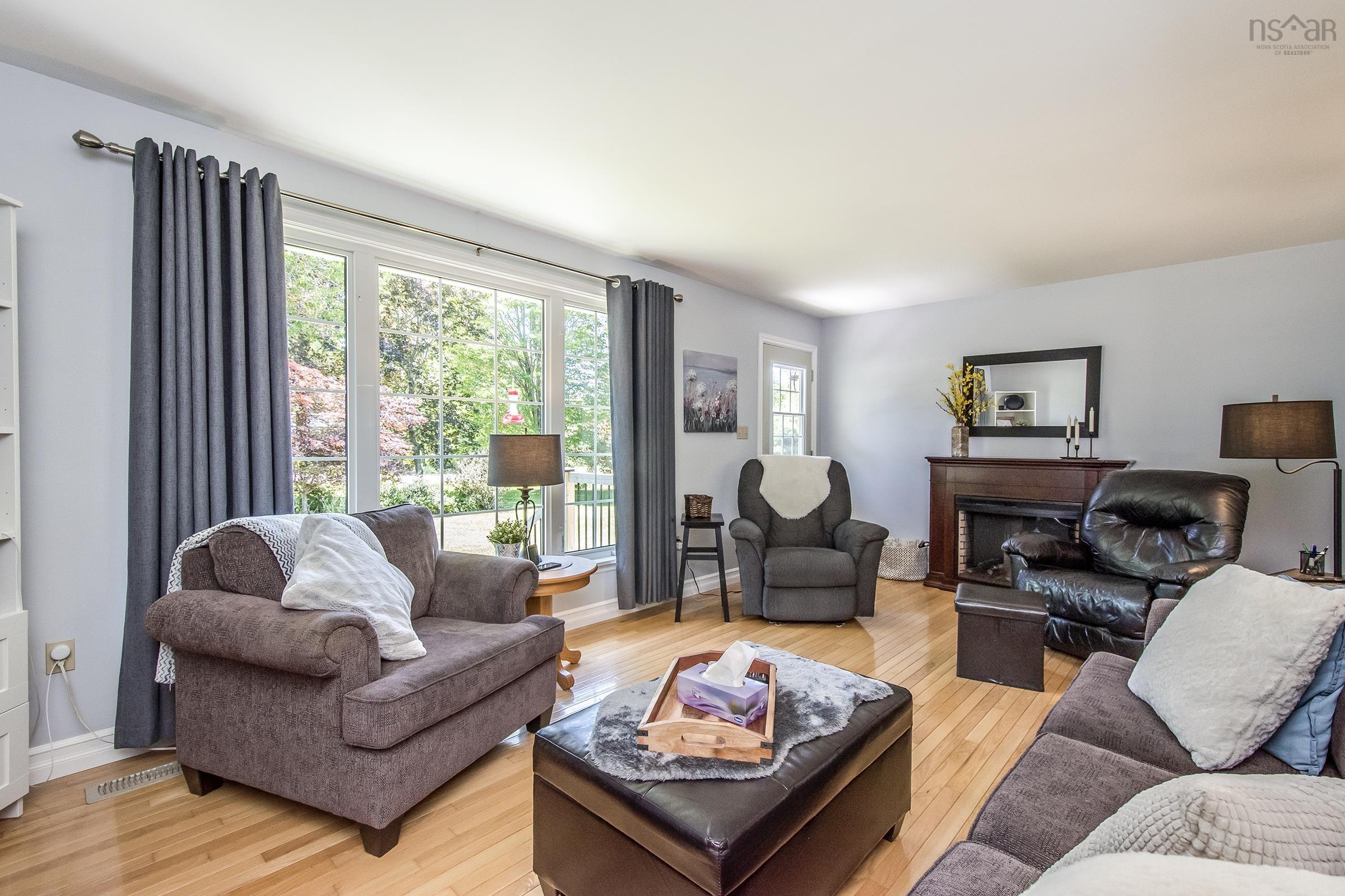 $599,000.00: 255 Virginia Road, Virginia East