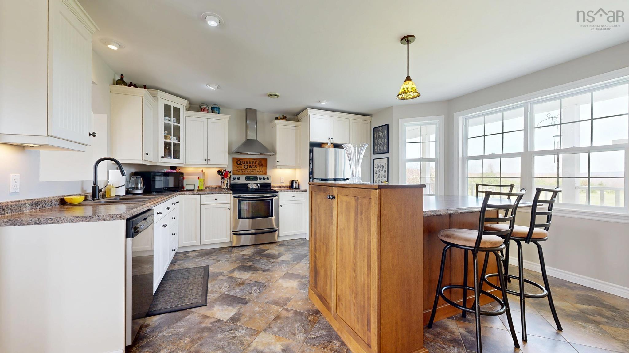 $649,900.00: 4768 Highway 1, South Berwick