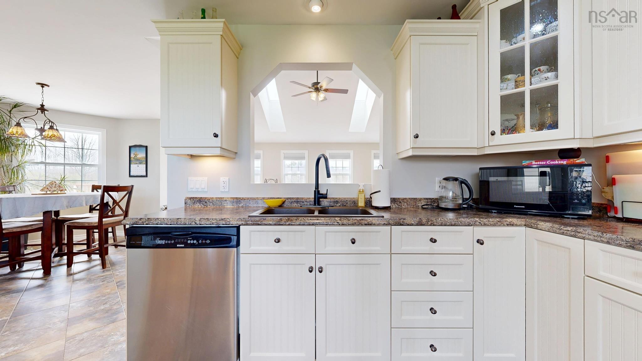 $649,900.00: 4768 Highway 1, South Berwick