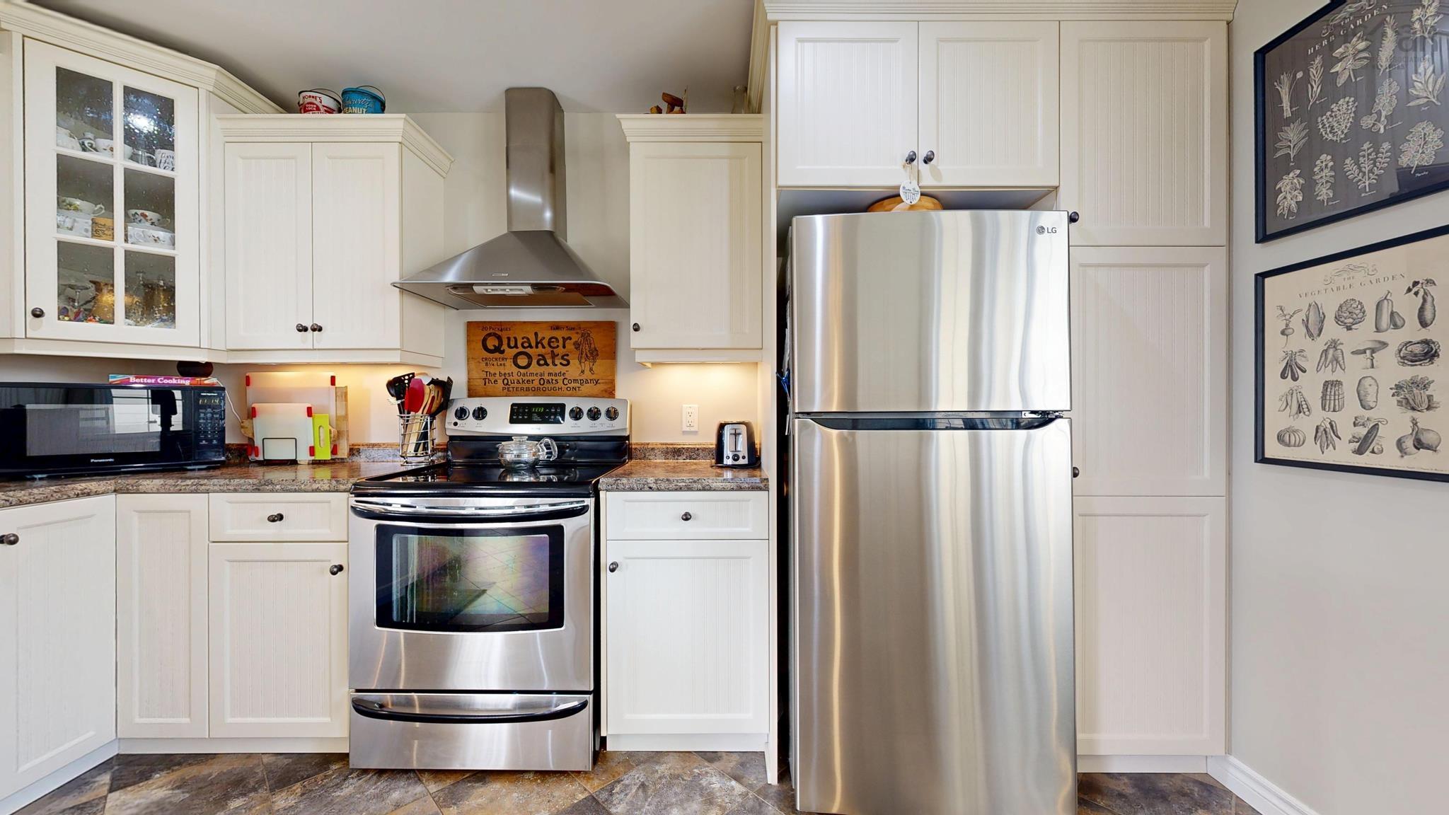 $649,900.00: 4768 Highway 1, South Berwick