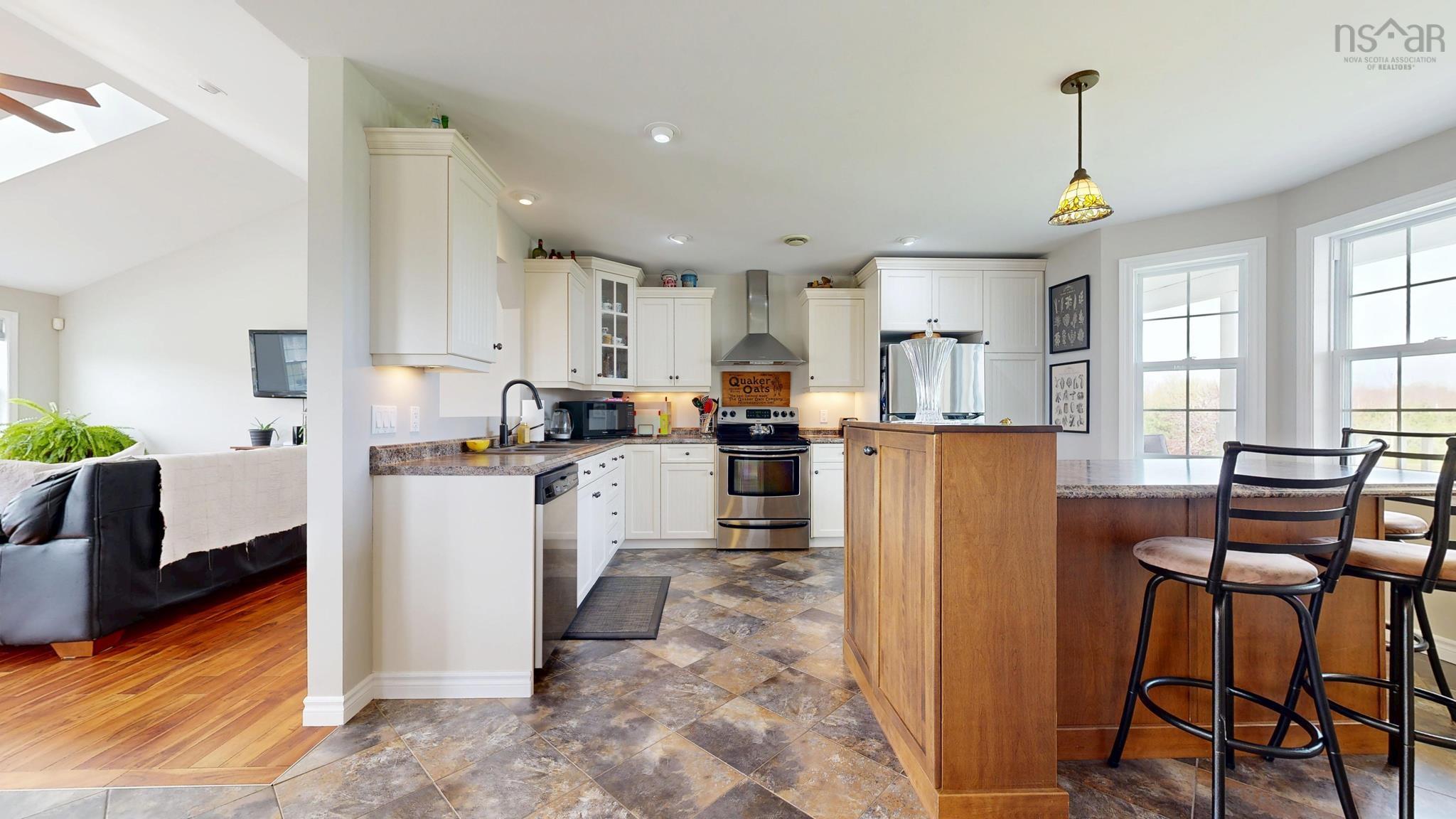 $649,900.00: 4768 Highway 1, South Berwick