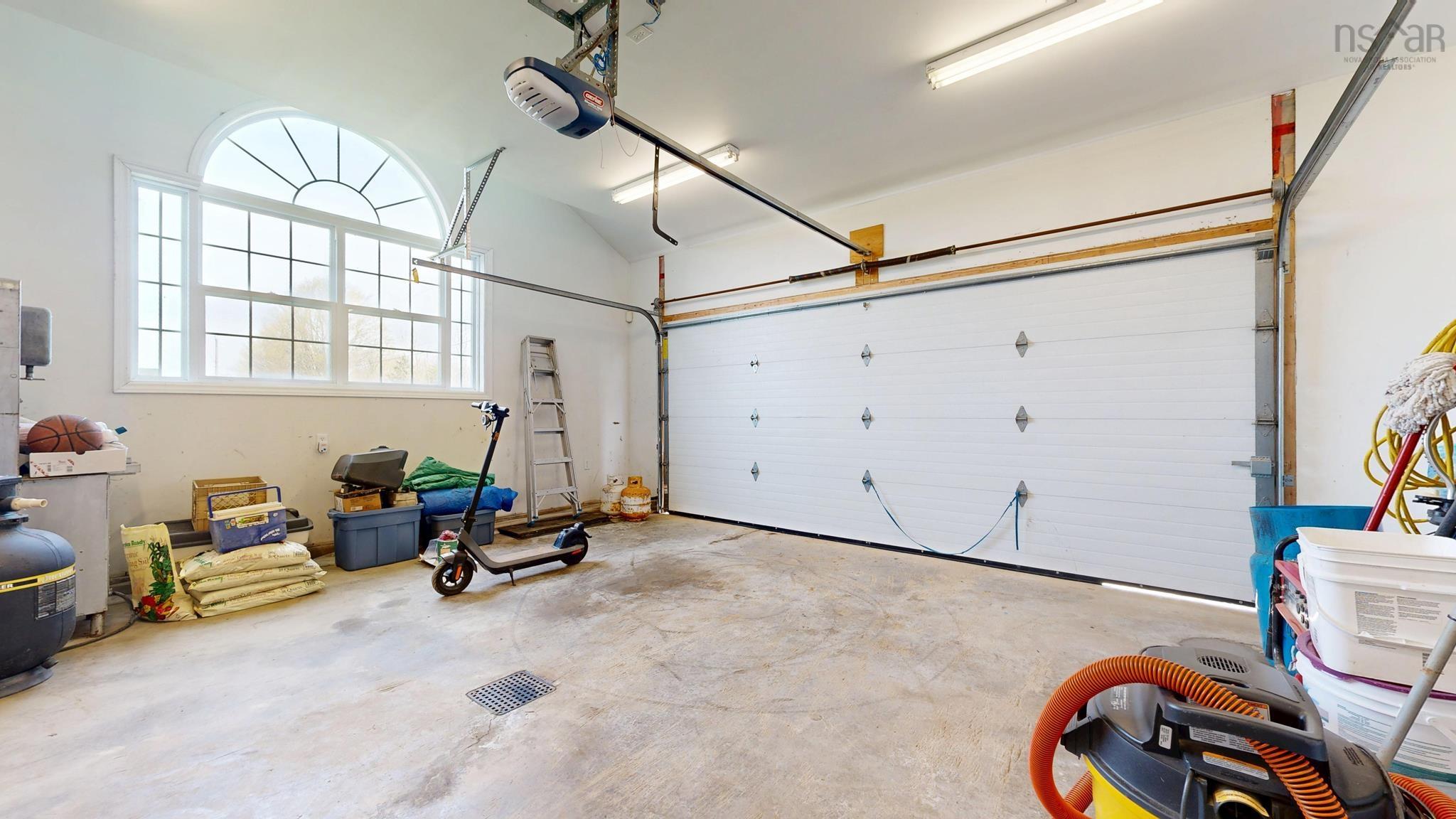 $649,900.00: 4768 Highway 1, South Berwick