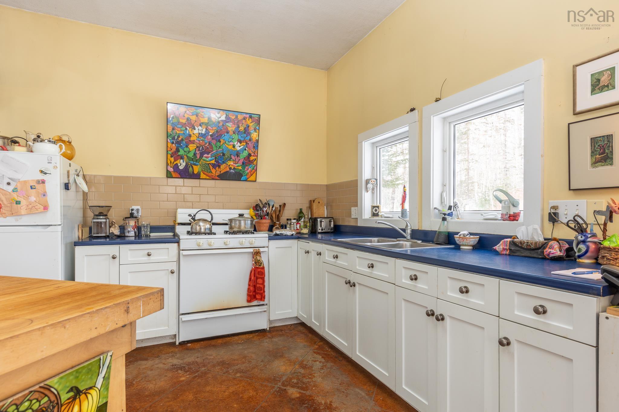 $599,900.00: 1542 Canaan Road Road, Canaan