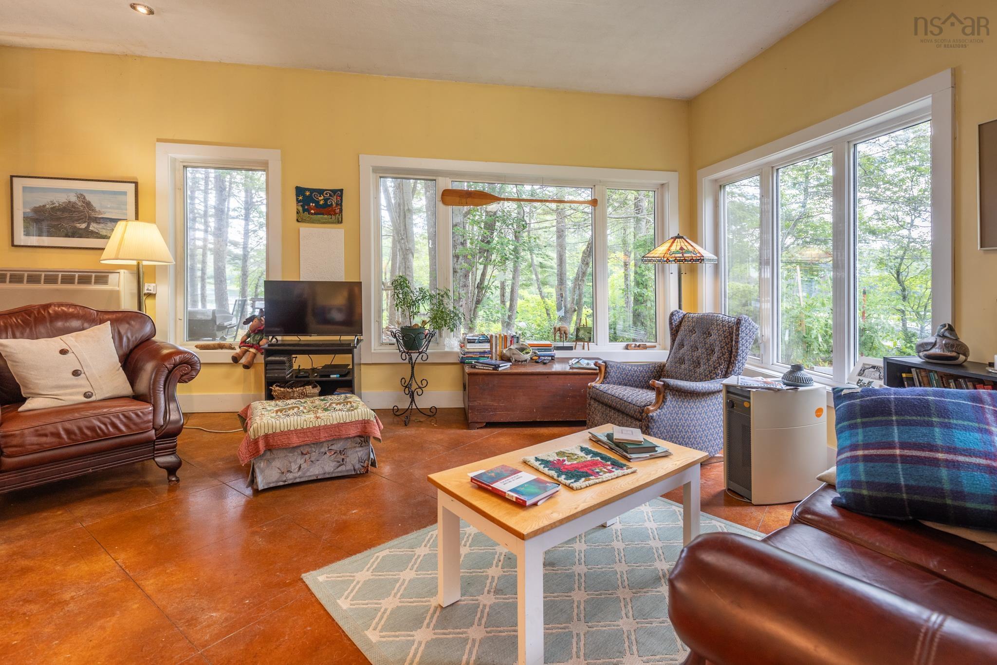 $599,900.00: 1542 Canaan Road Road, Canaan