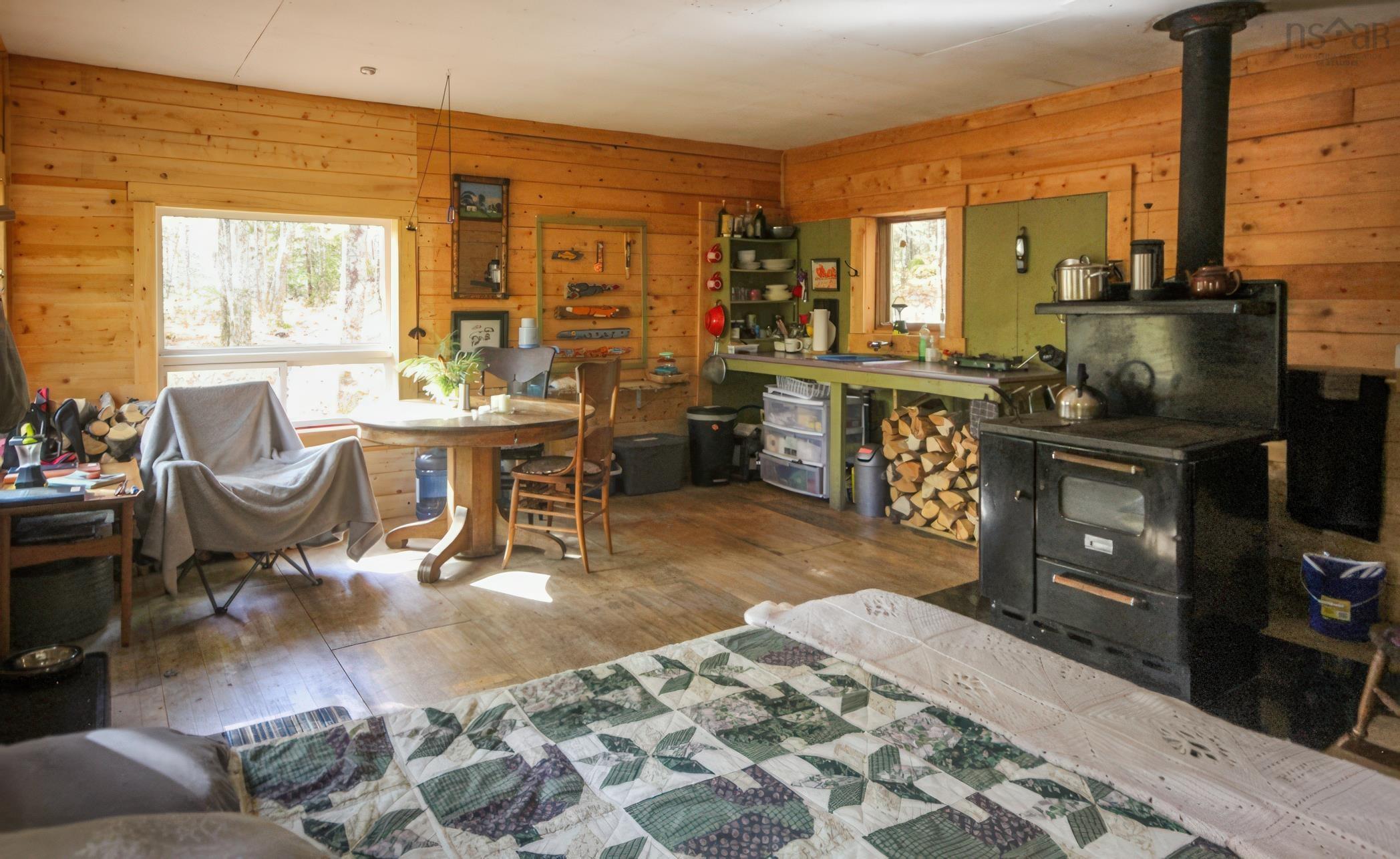 $599,900.00: 1542 Canaan Road Road, Canaan