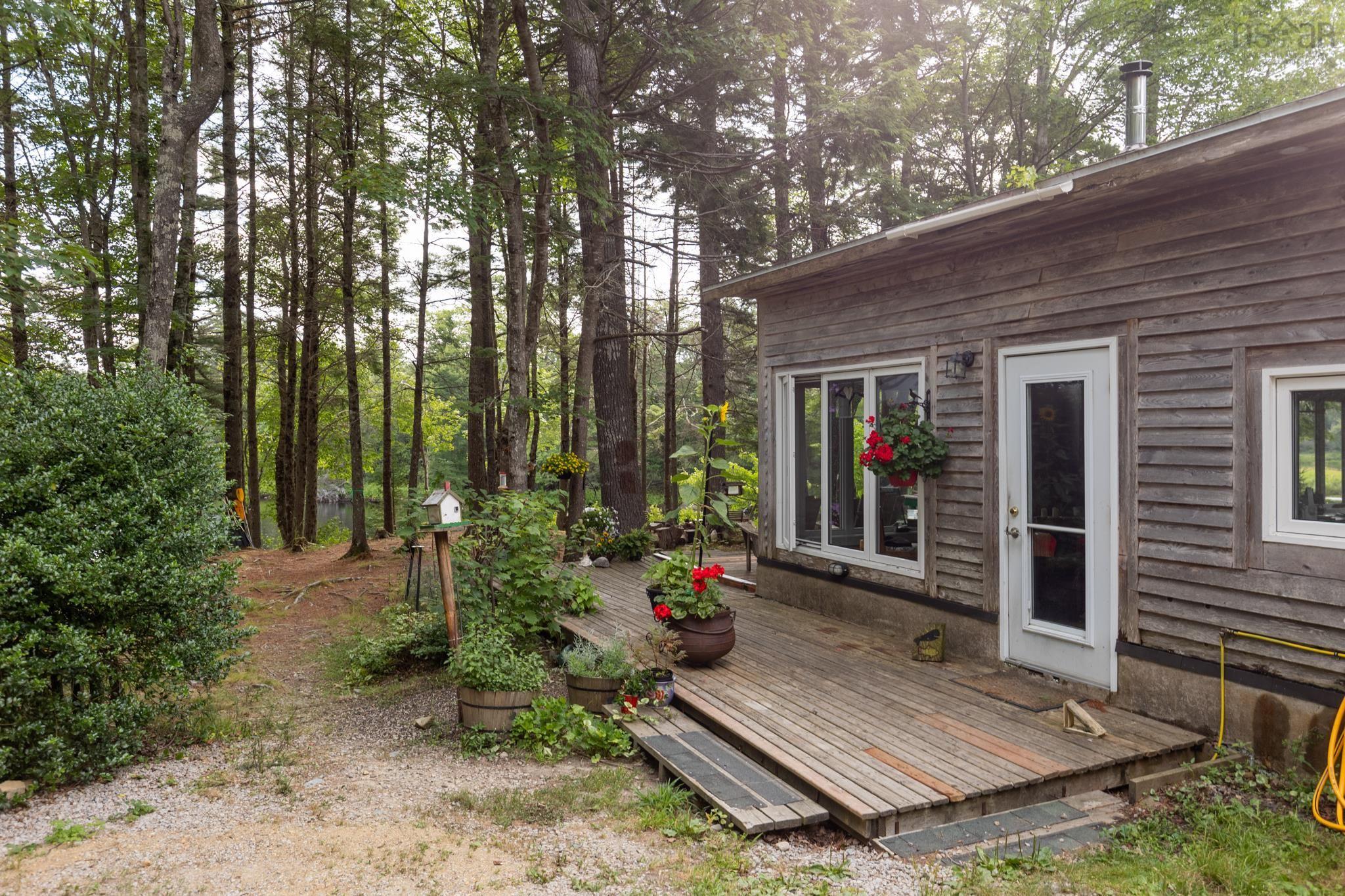 $599,900.00: 1542 Canaan Road Road, Canaan