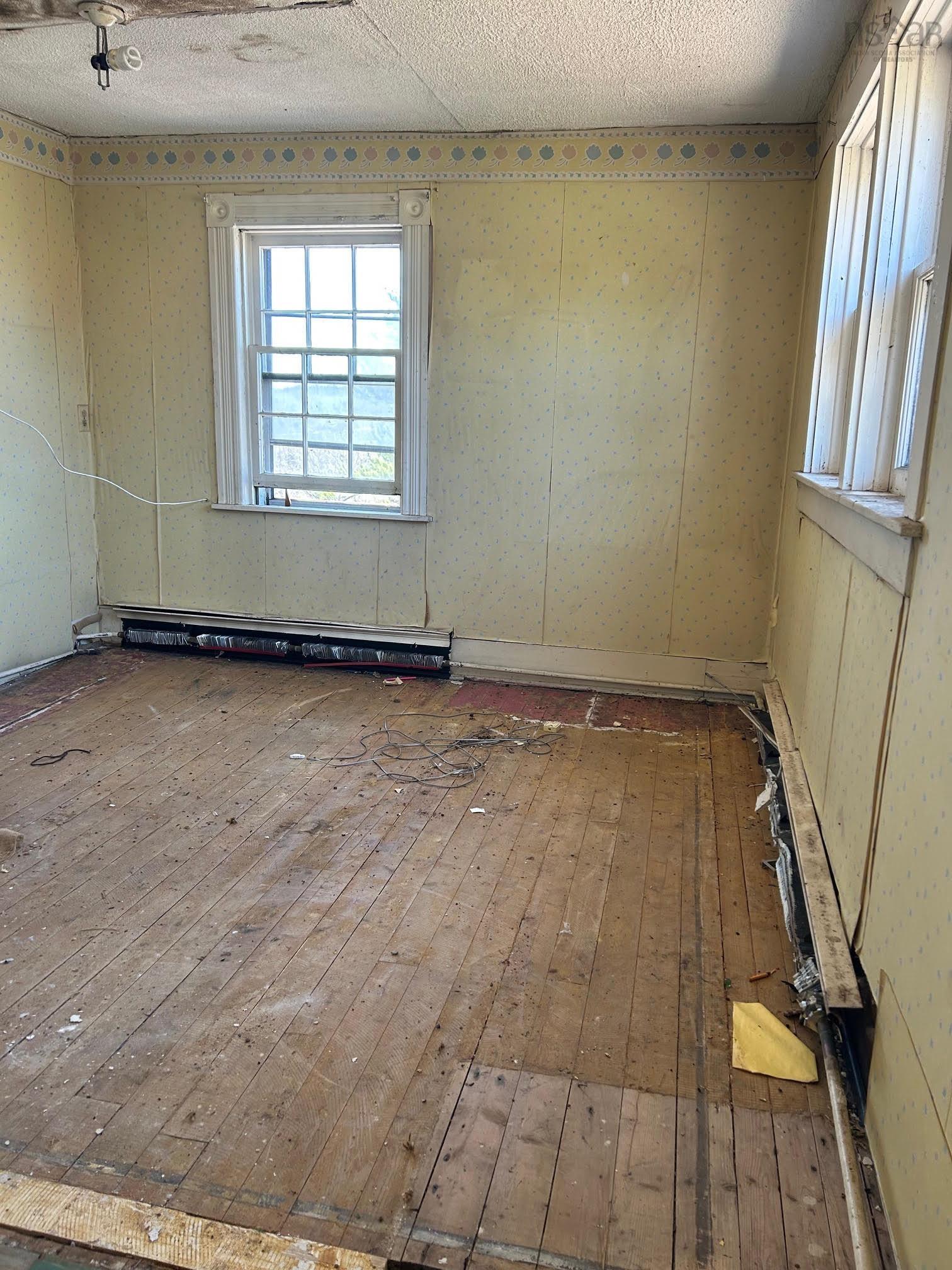 $249,900.00: 99 Shore Road, Sutherlands River