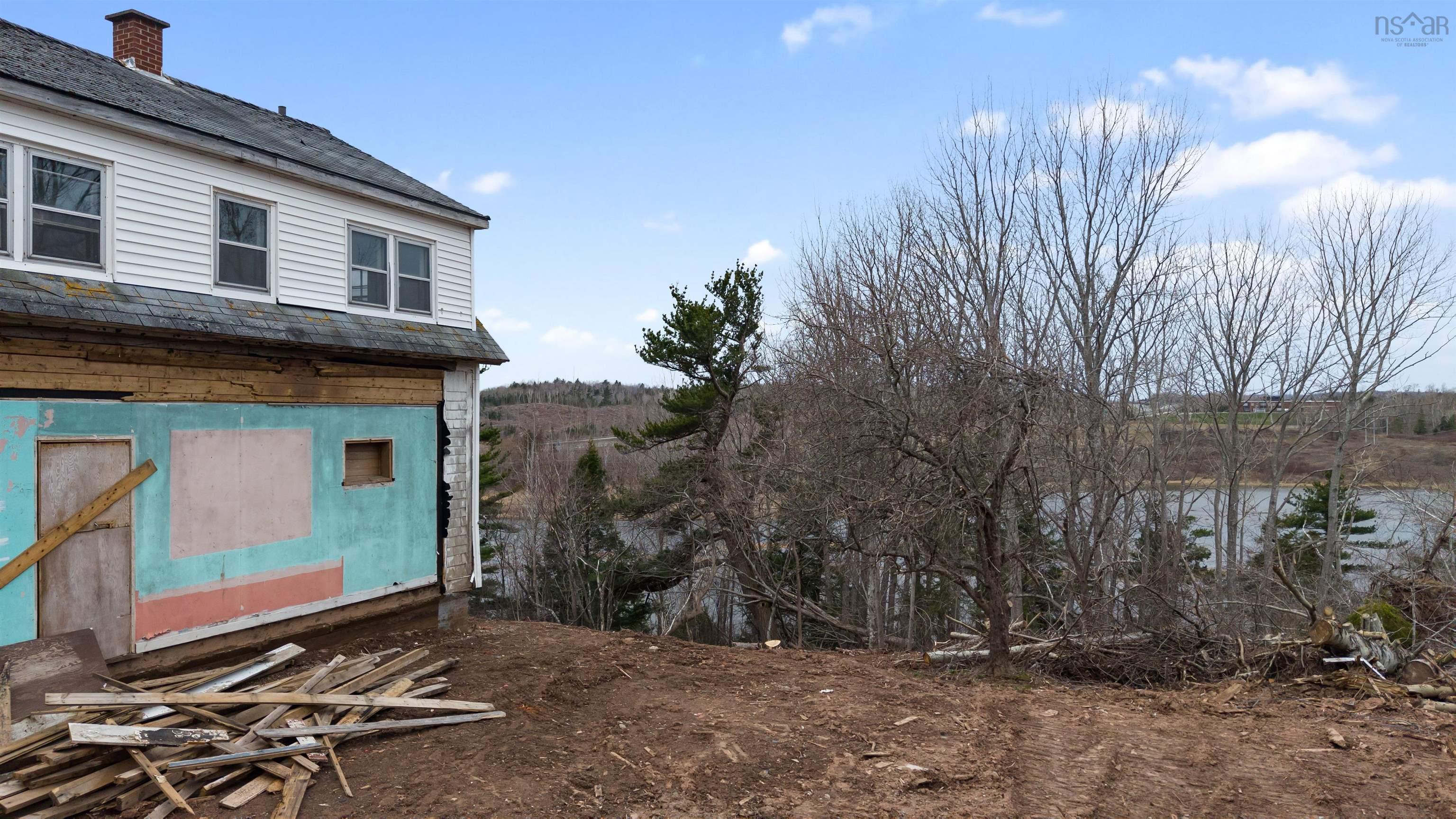 $249,900.00: 99 Shore Road, Sutherlands River