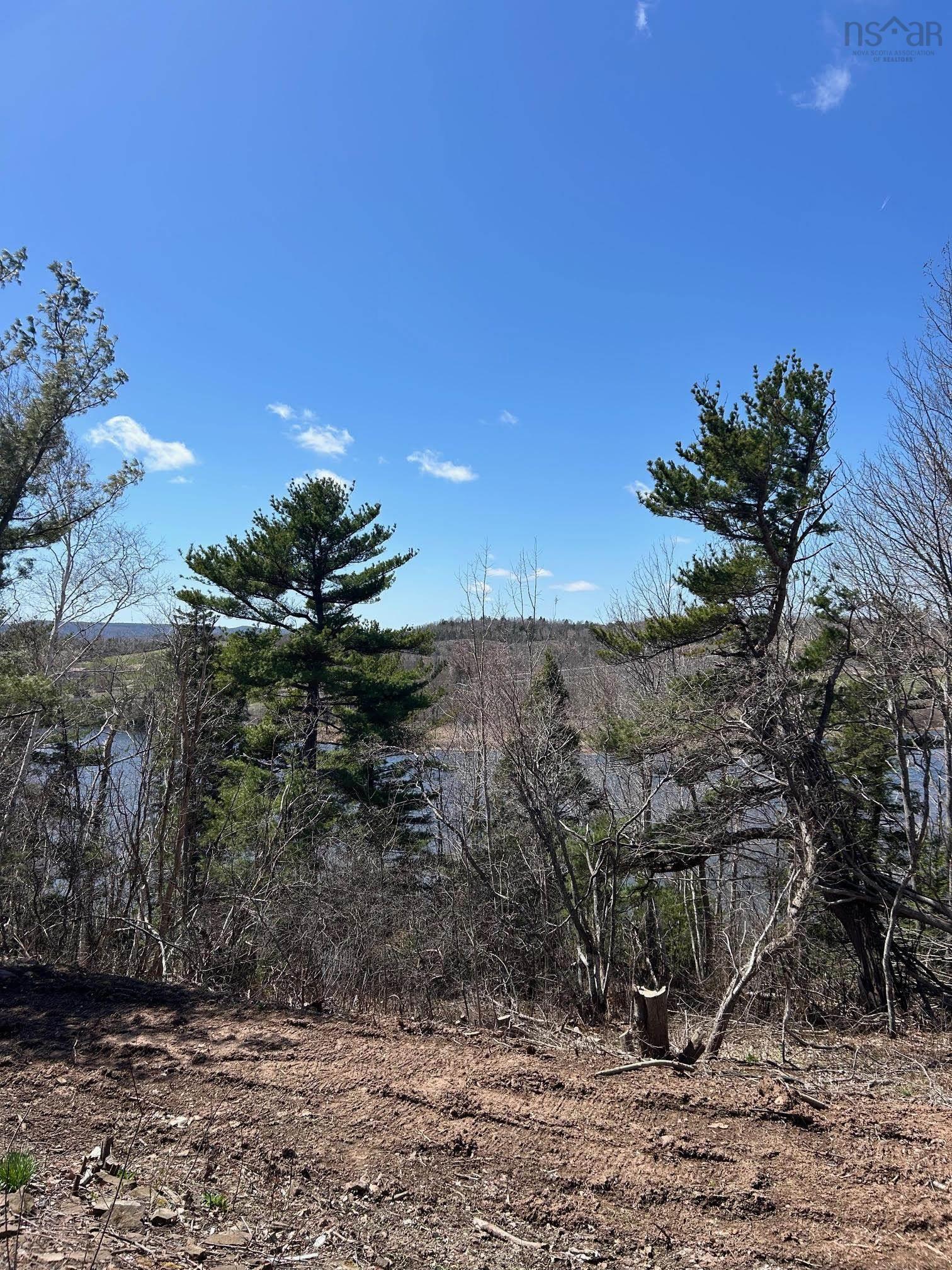 $249,900.00: 99 Shore Road, Sutherlands River