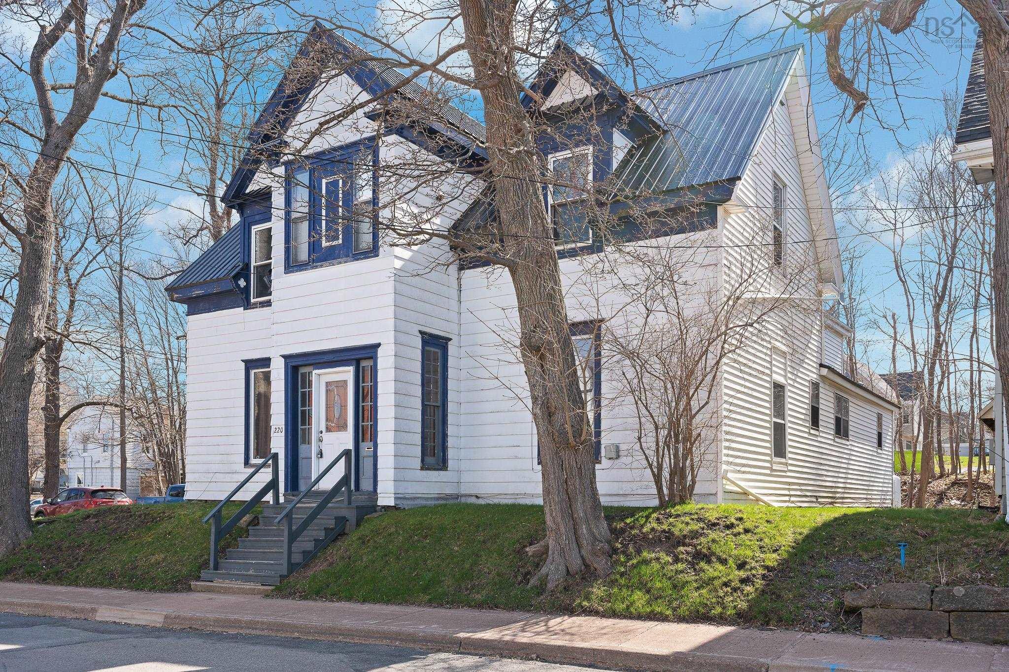 $299,900.00: 220 James Street, New Glasgow