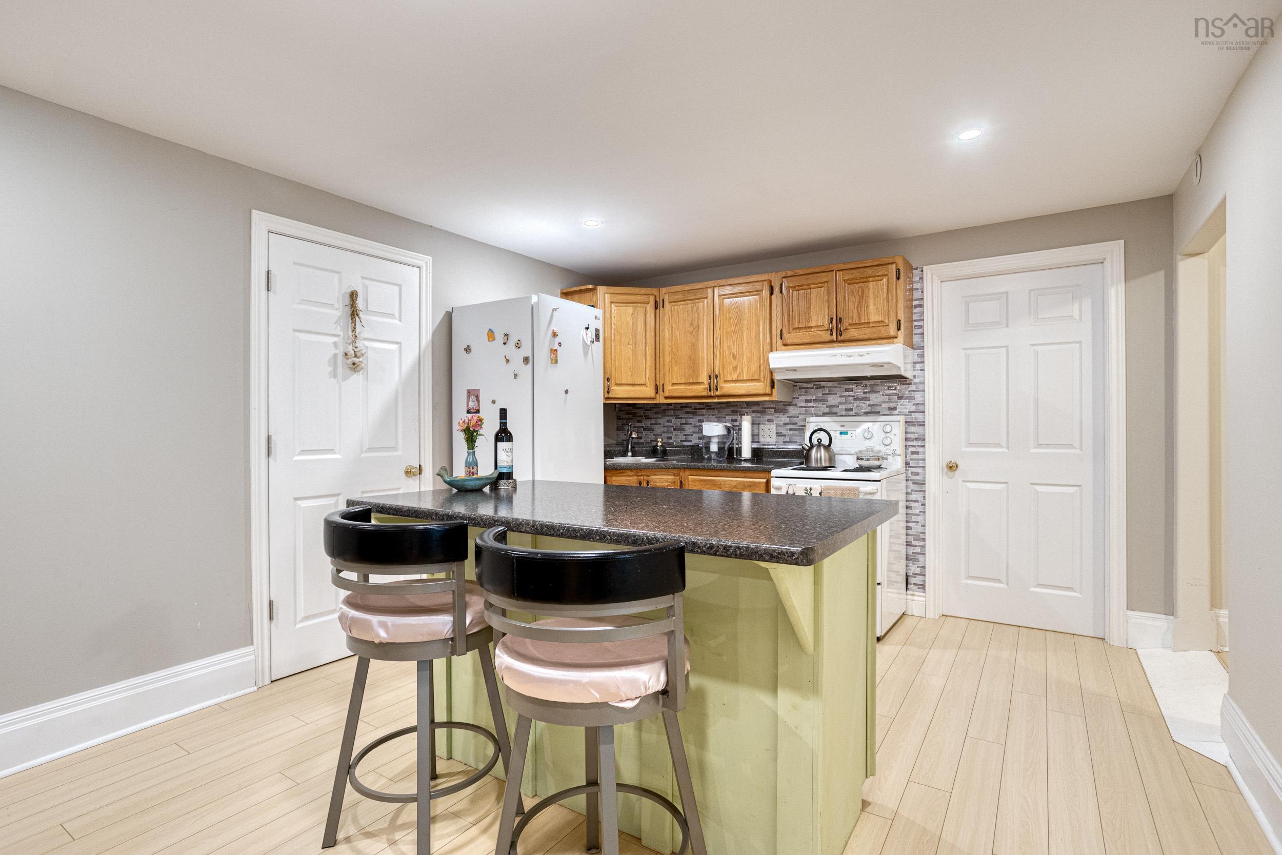 $879,000.00: 45 Foxberry Hill, Glen Haven