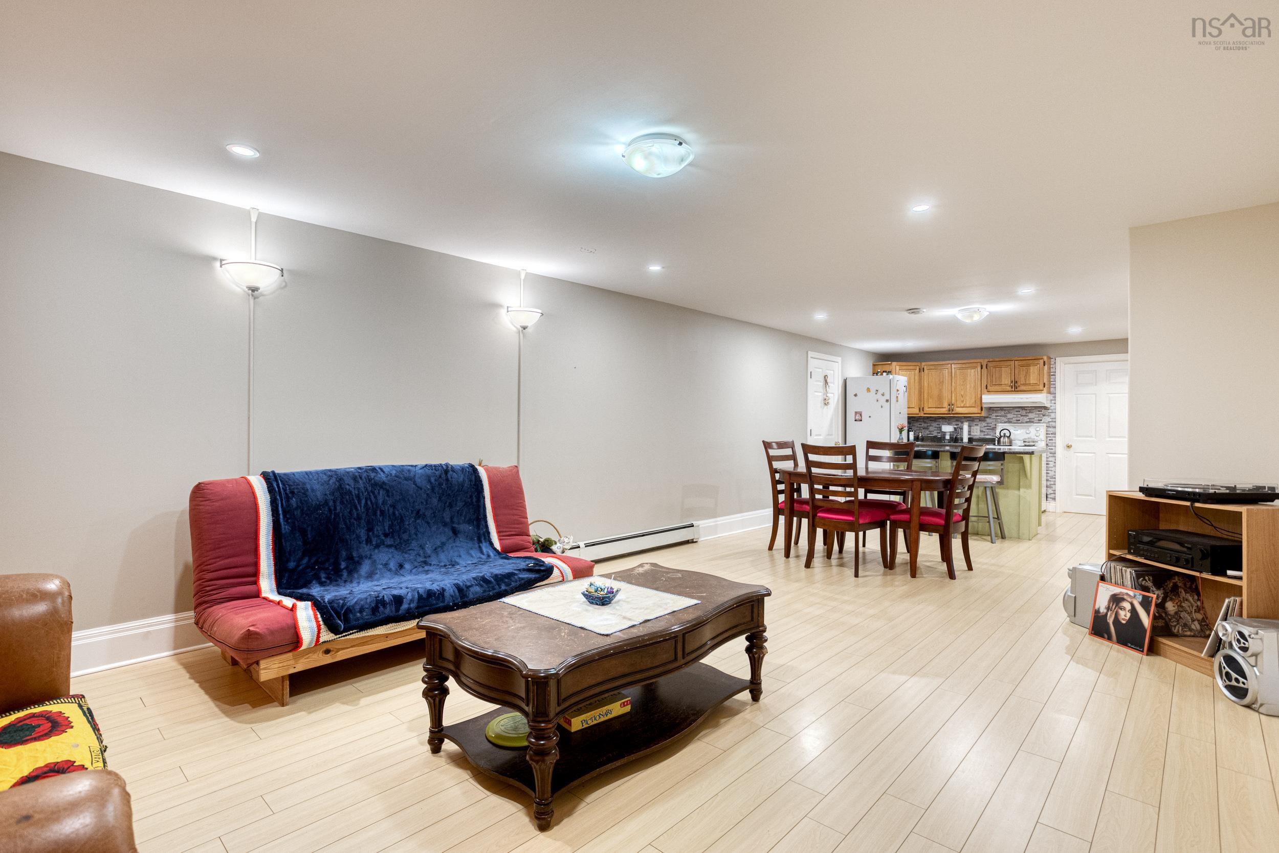 $879,000.00: 45 Foxberry Hill, Glen Haven