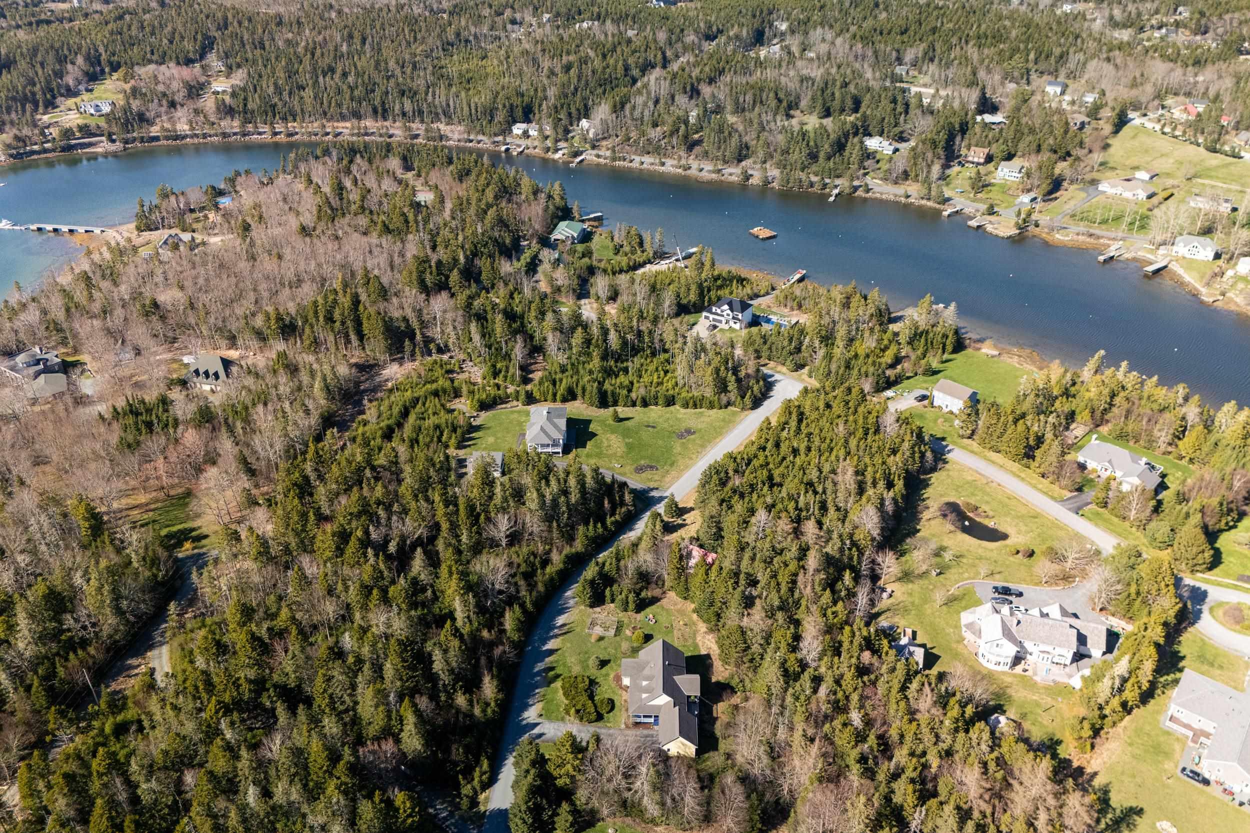 $879,000.00: 45 Foxberry Hill, Glen Haven