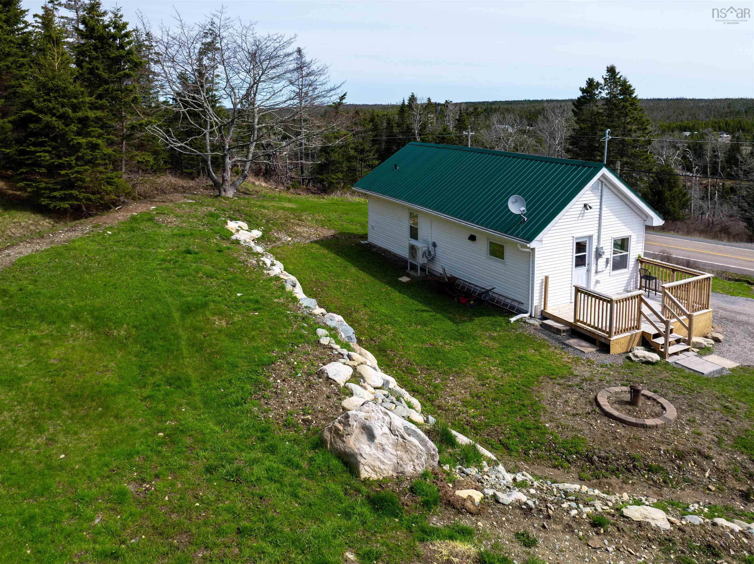 $164,900.00: 5067 7 Highway, Liscomb