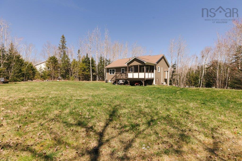 $670,000.00: 166 Sawgrass Drive, Oakfield