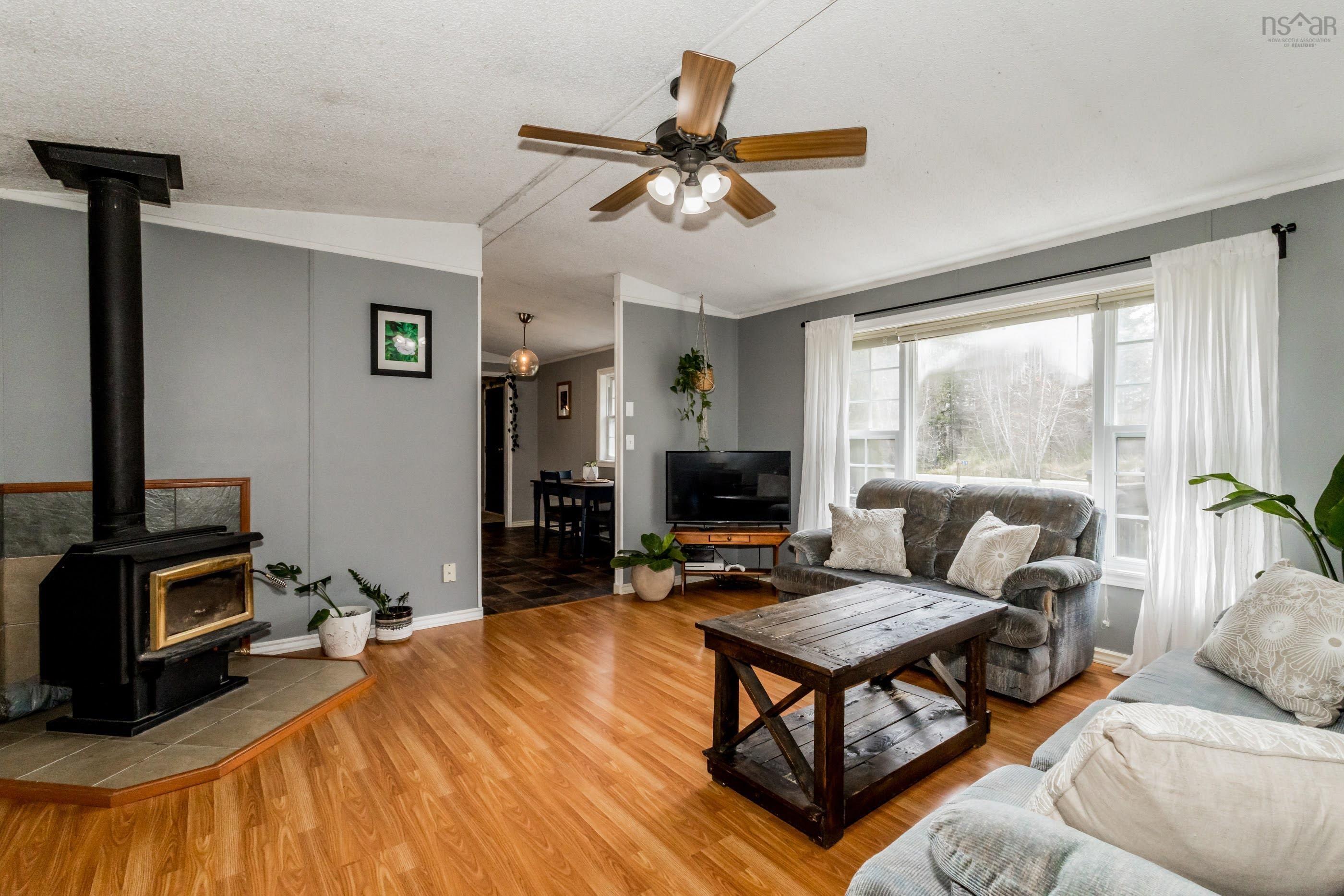 $249,900.00: 319 Hall Road, South Greenwood