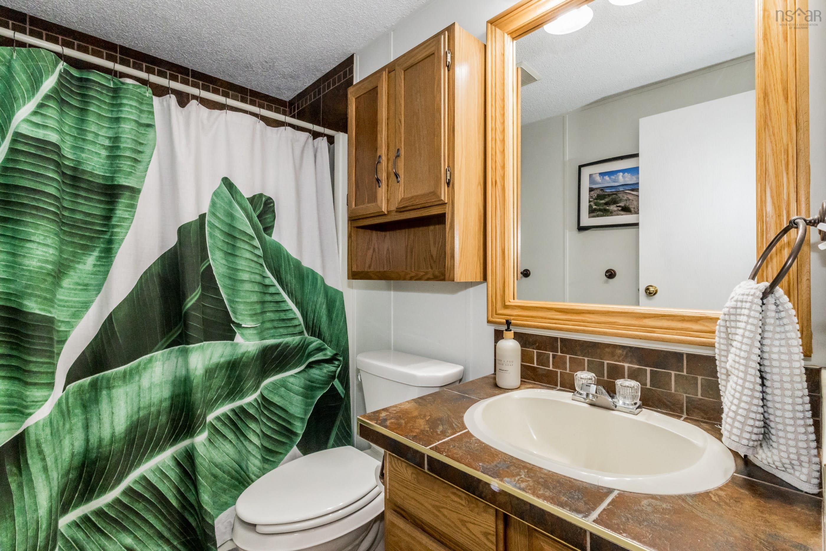 $249,900.00: 319 Hall Road, South Greenwood