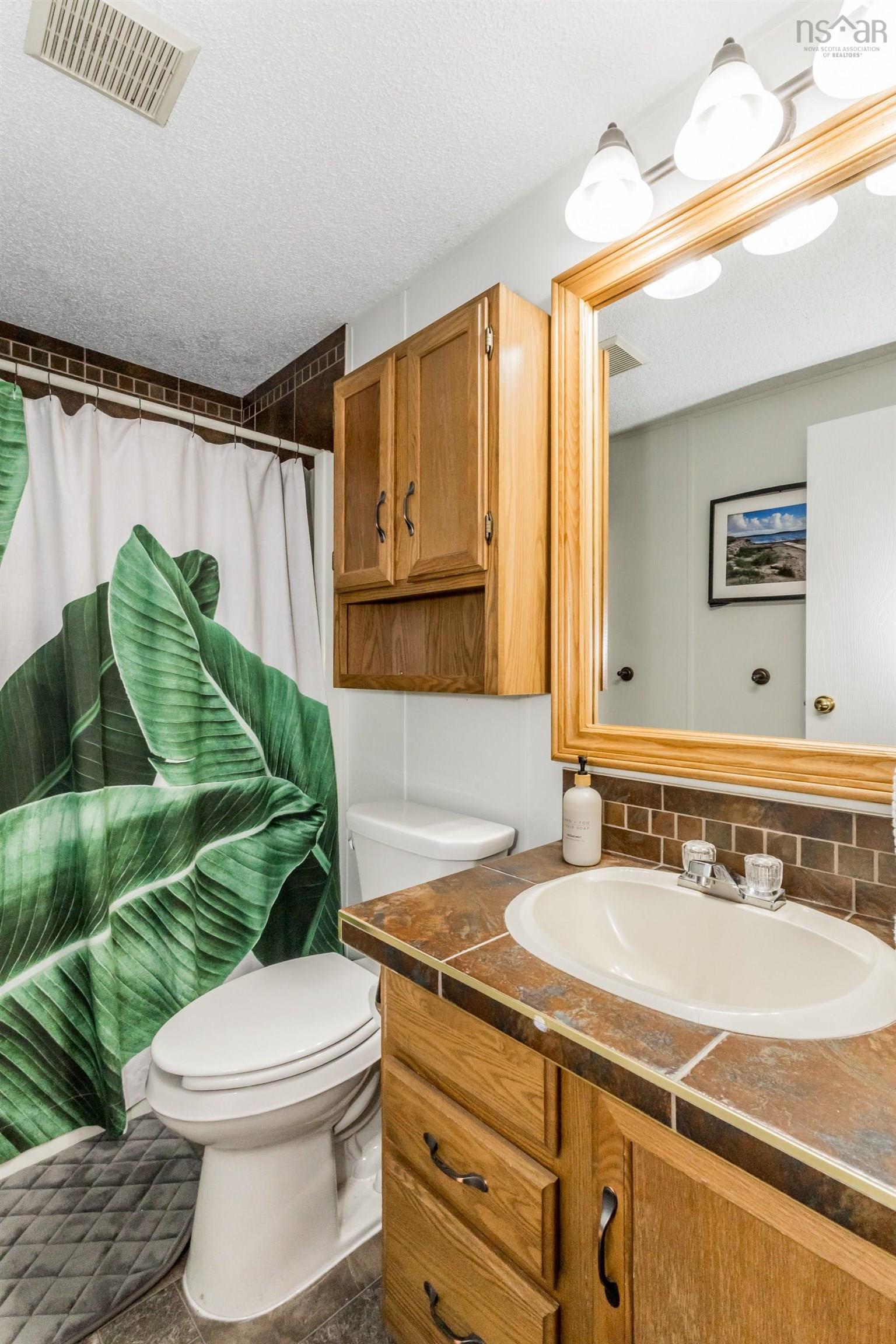 $249,900.00: 319 Hall Road, South Greenwood