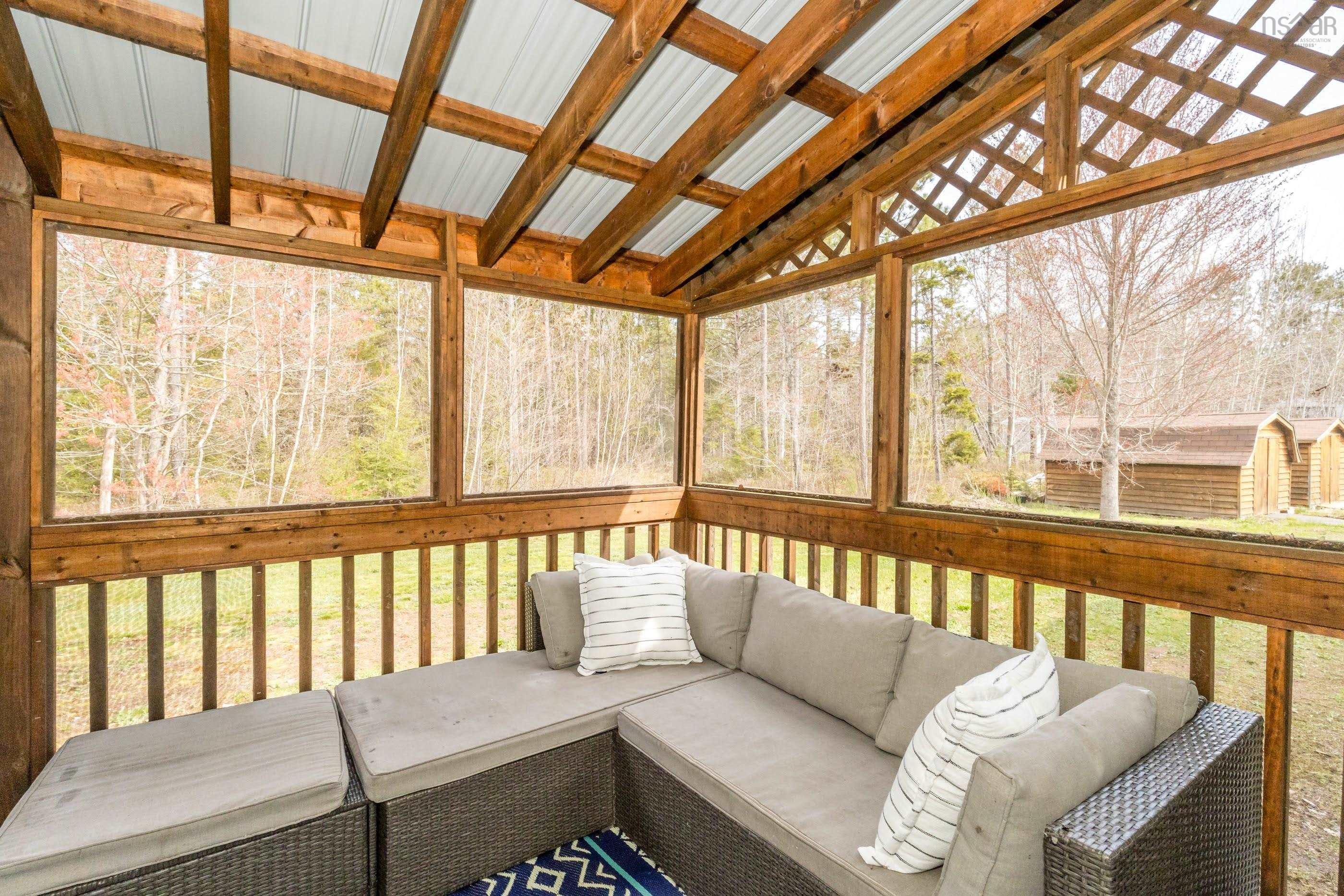 $249,900.00: 319 Hall Road, South Greenwood