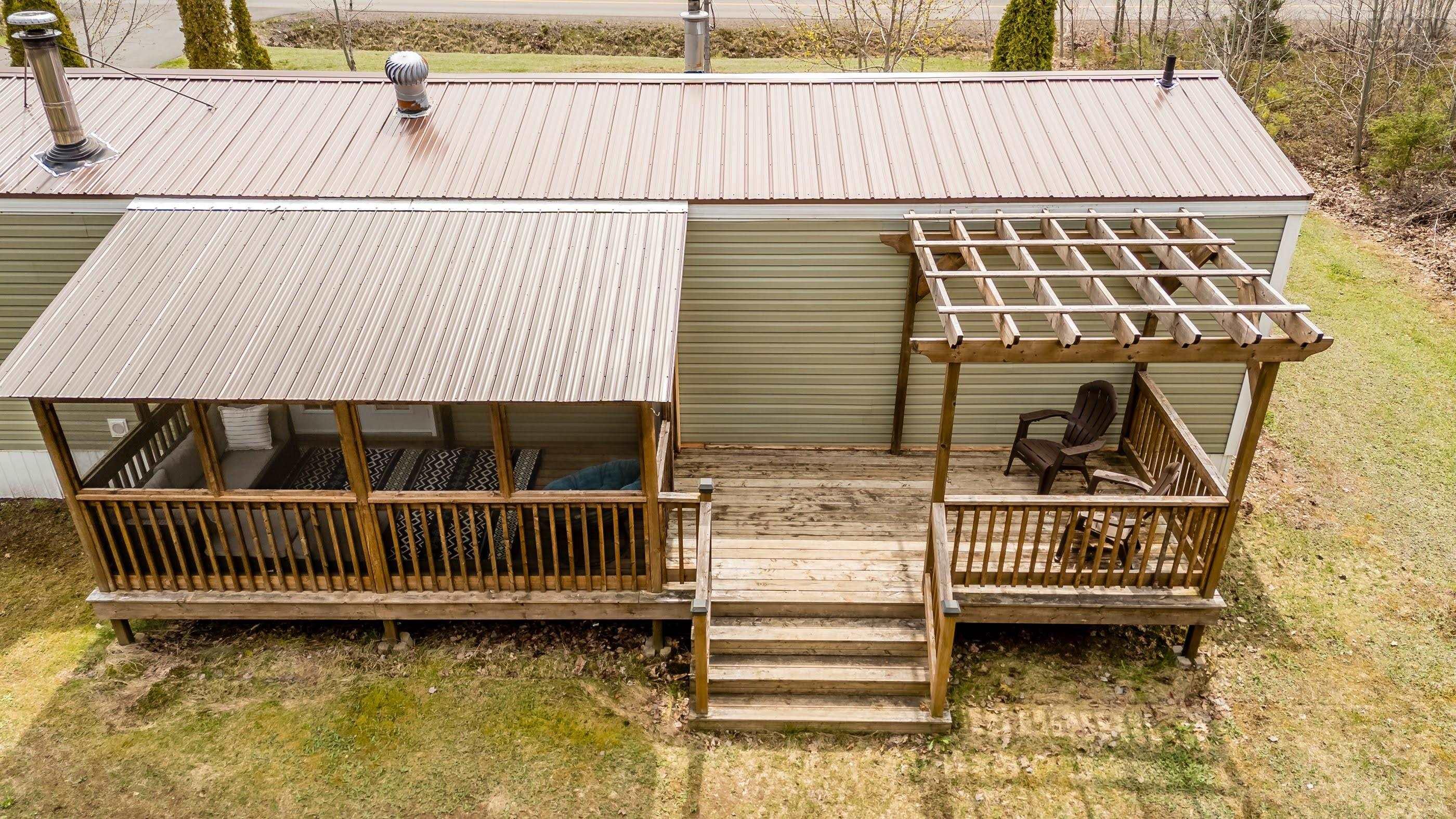 $249,900.00: 319 Hall Road, South Greenwood