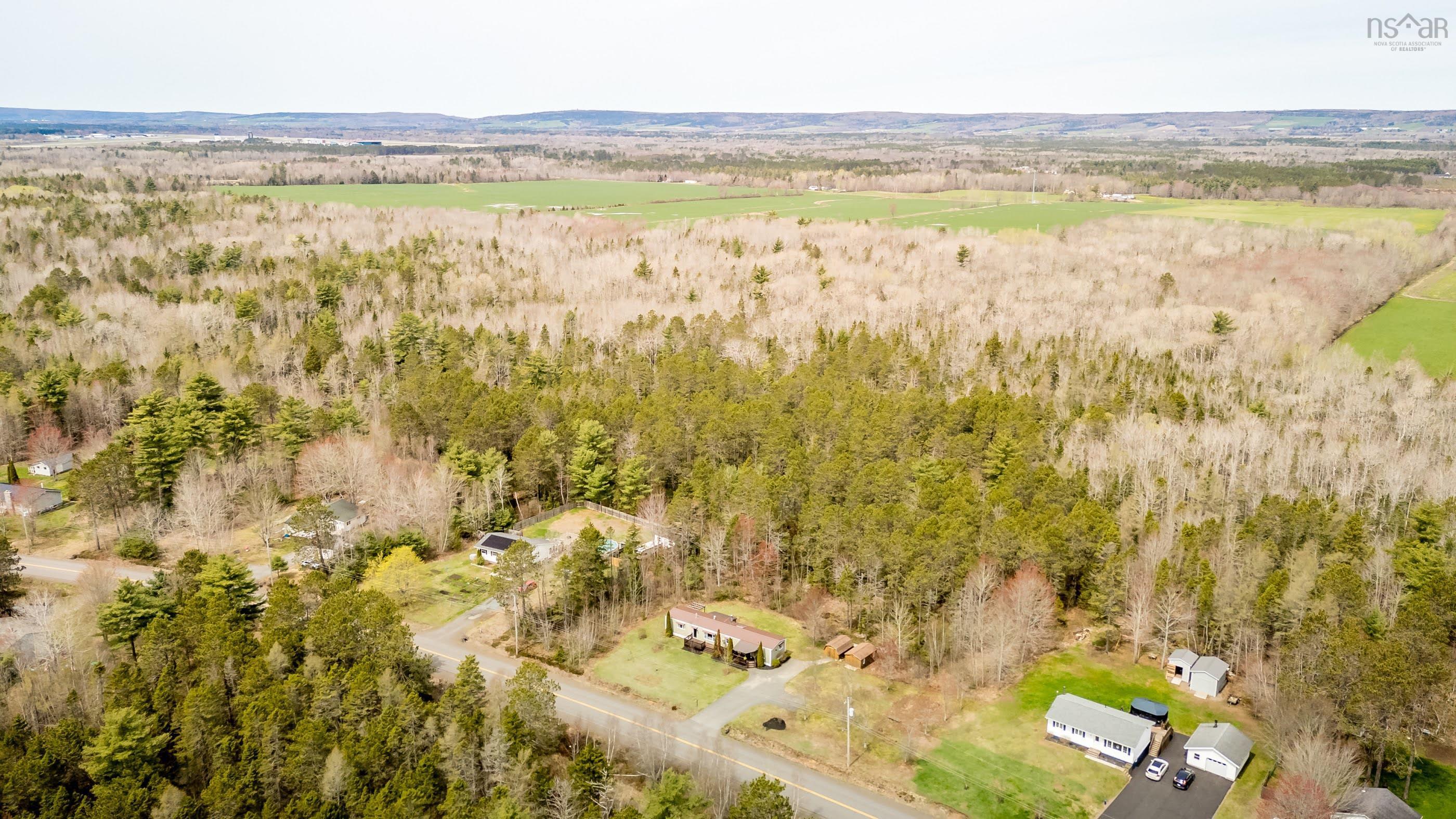 $249,900.00: 319 Hall Road, South Greenwood