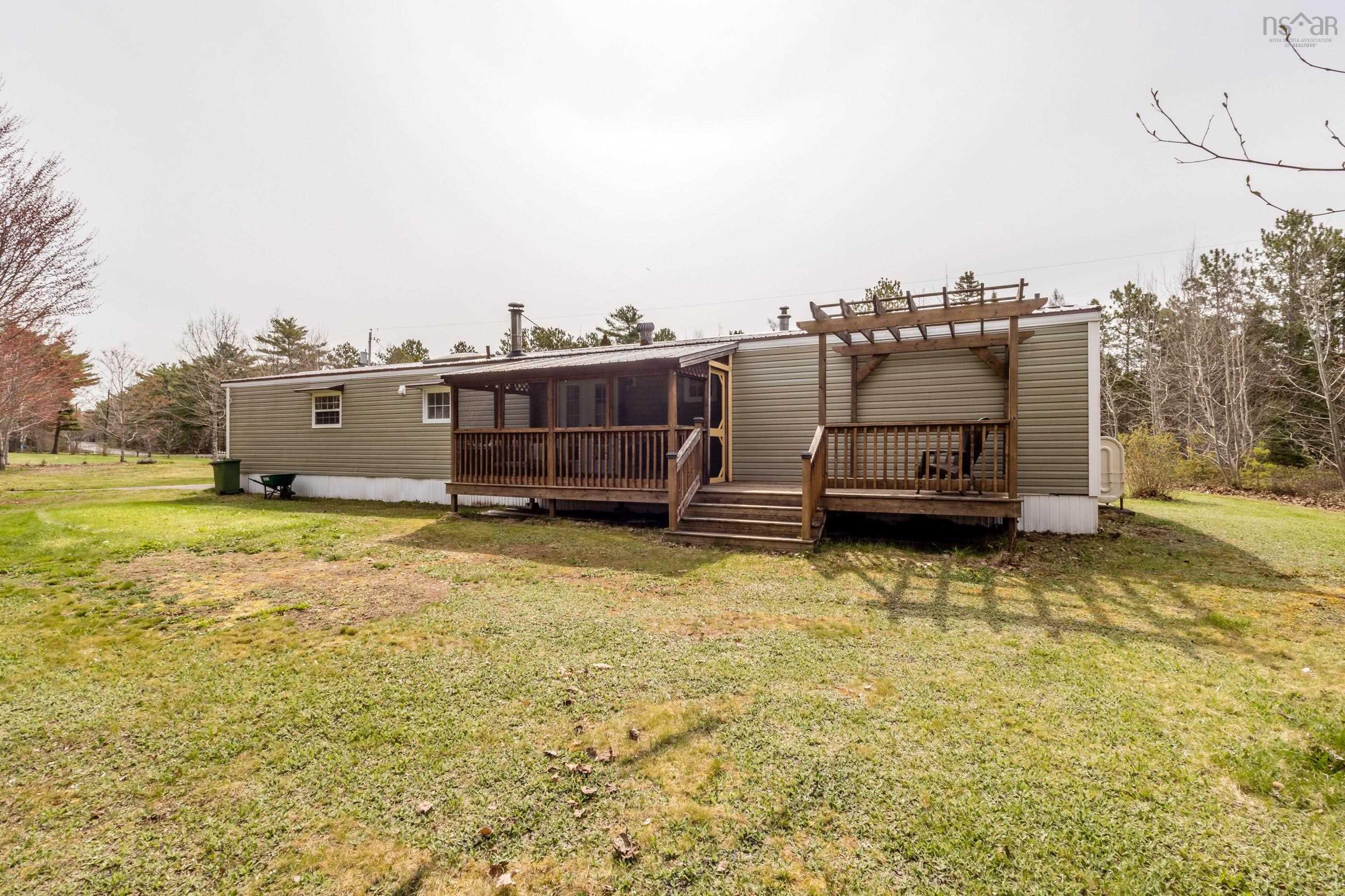 $249,900.00: 319 Hall Road, South Greenwood