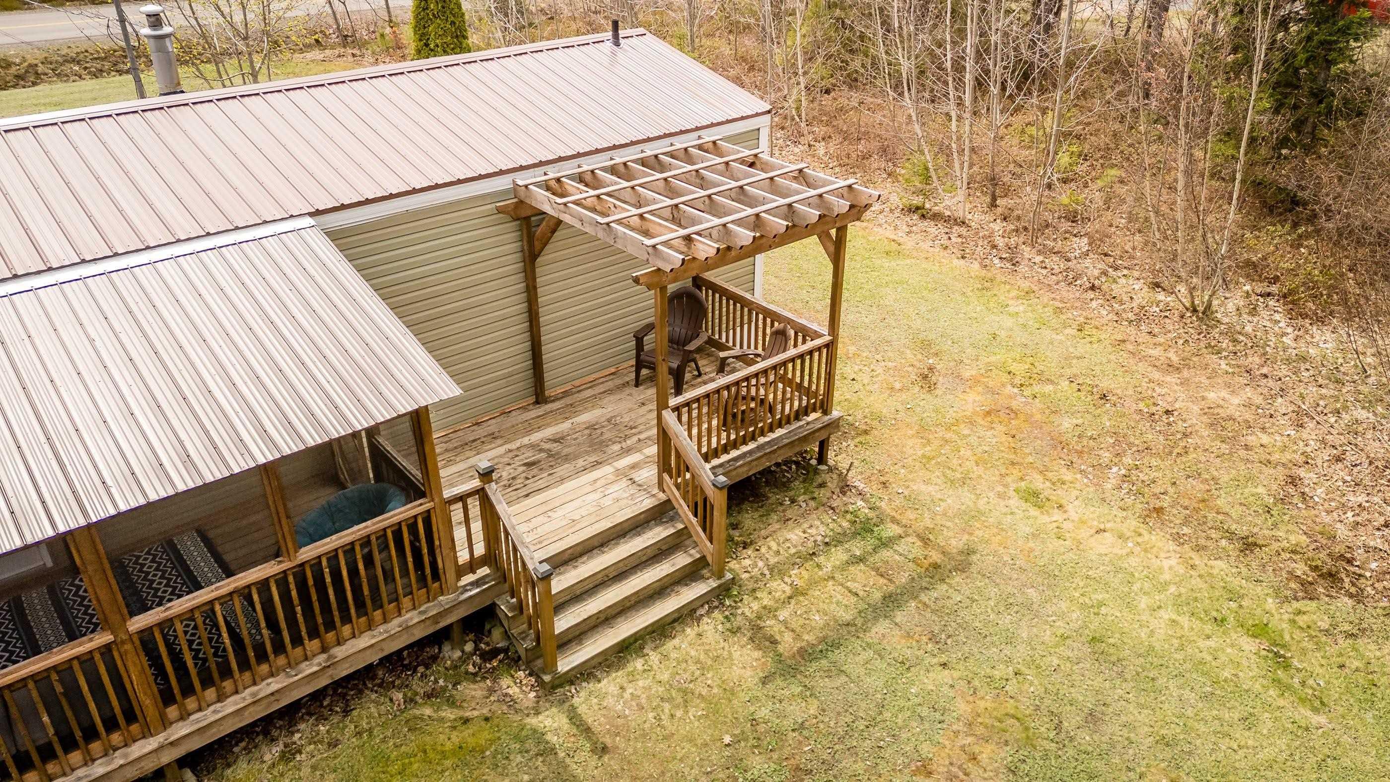 $249,900.00: 319 Hall Road, South Greenwood