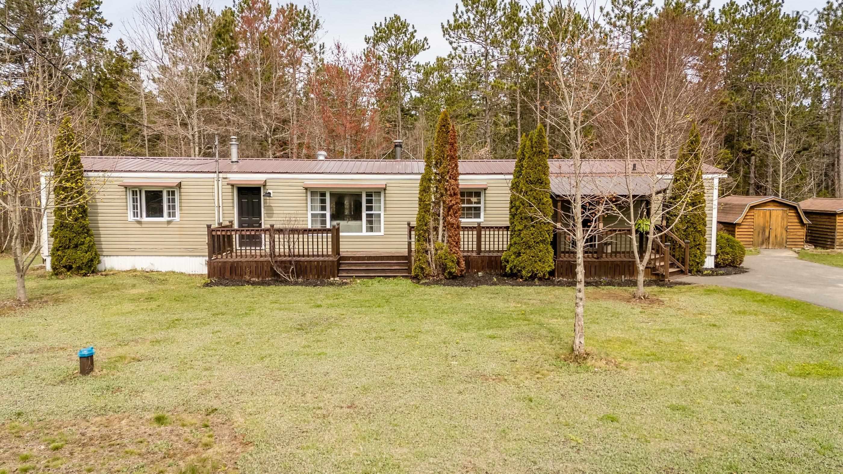 $249,900.00: 319 Hall Road, South Greenwood