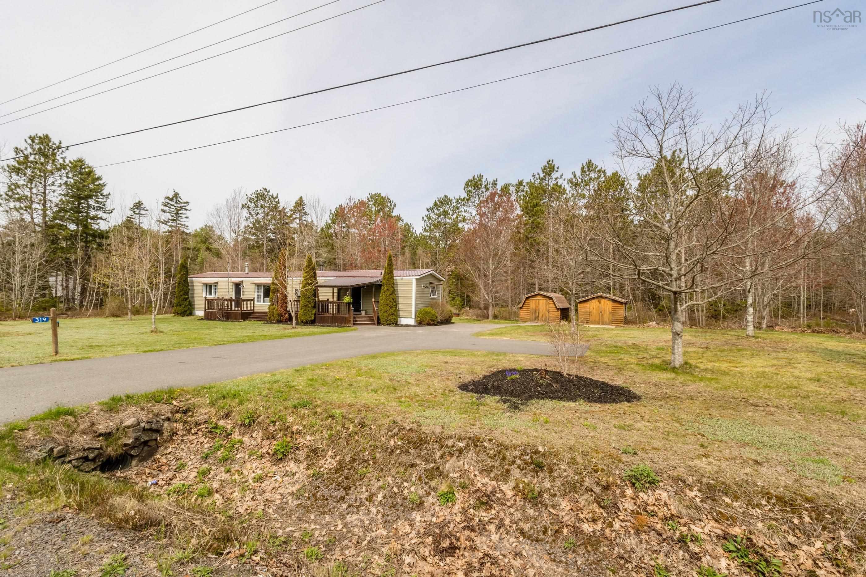 $249,900.00: 319 Hall Road, South Greenwood