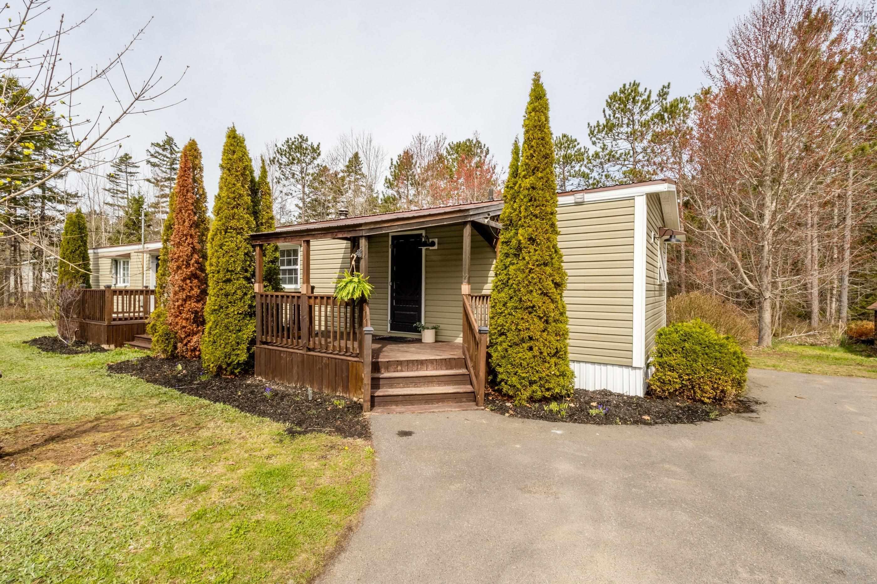 $249,900.00: 319 Hall Road, South Greenwood