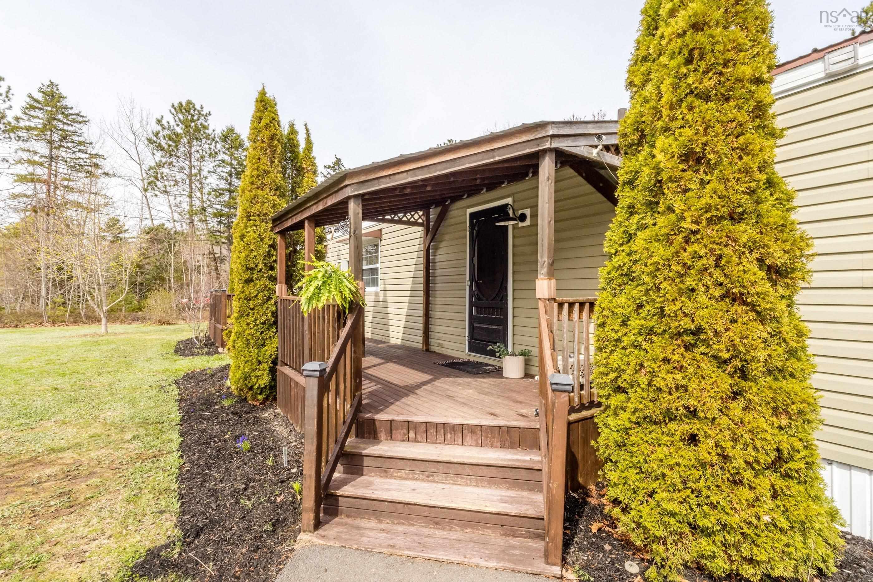 $249,900.00: 319 Hall Road, South Greenwood