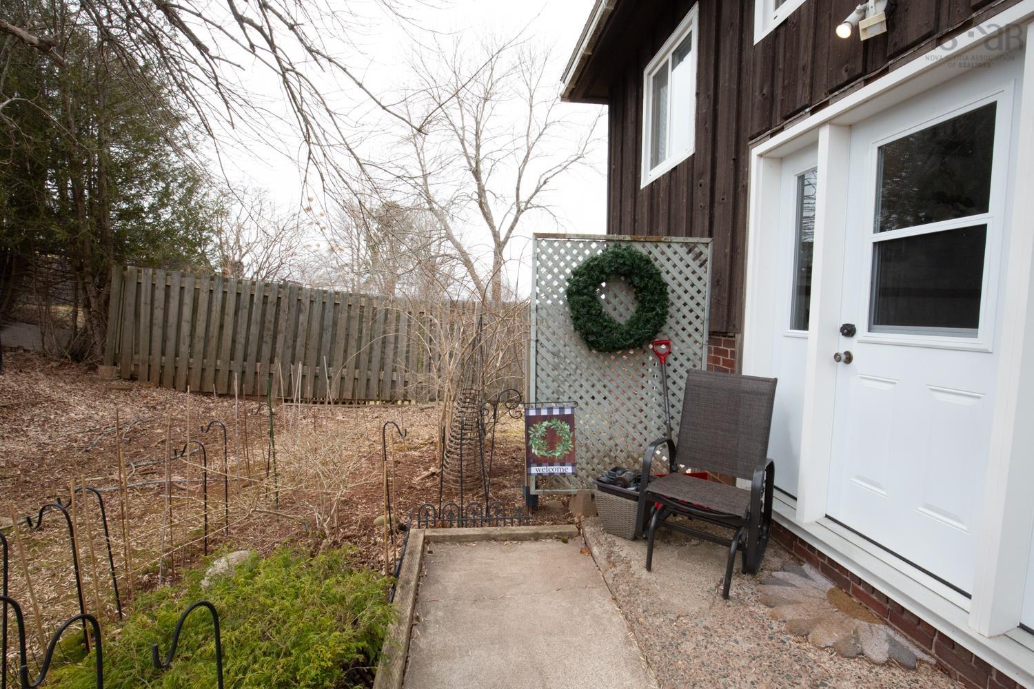 $538,000.00: 246 & 248 PLEASANT Street, Truro