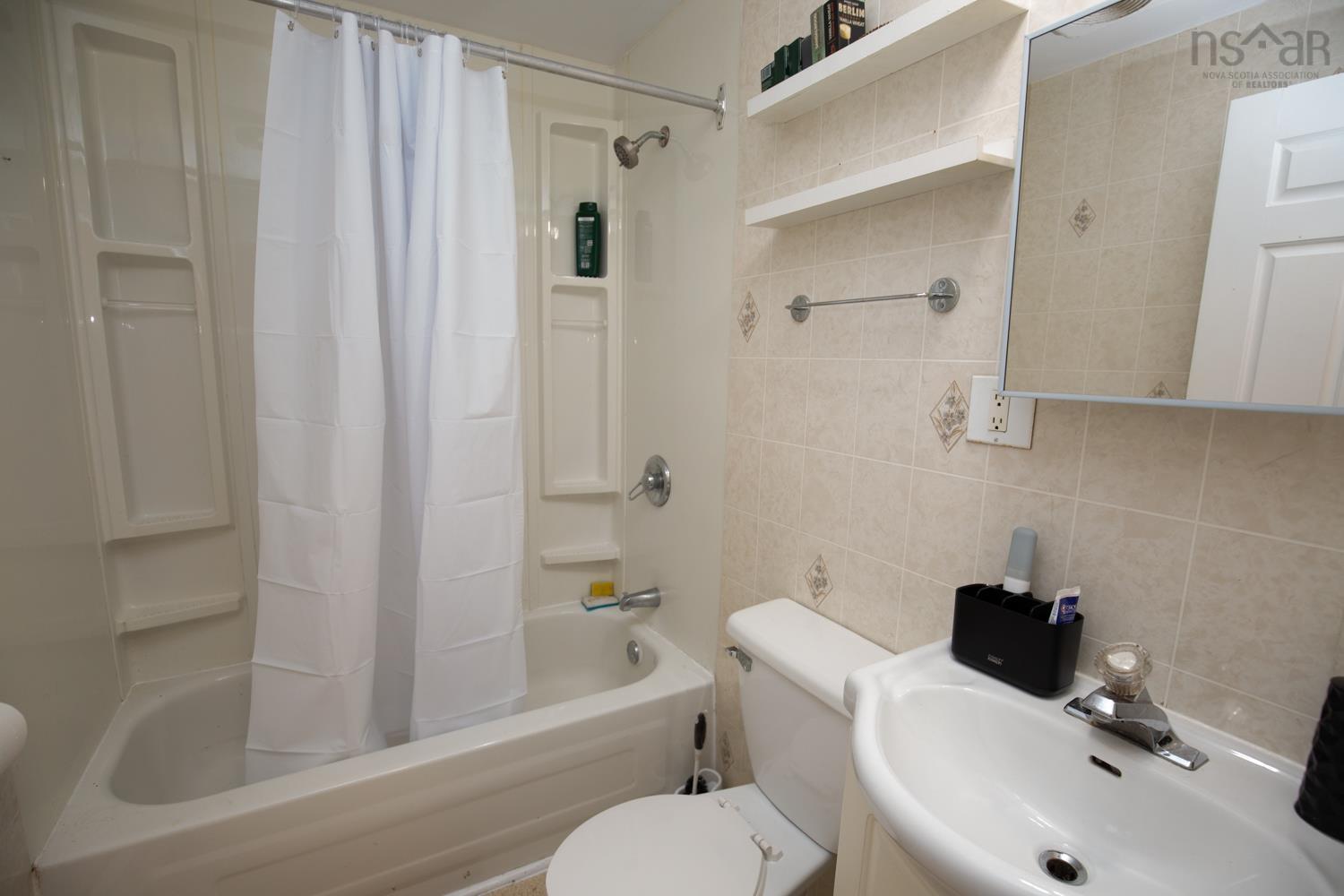 $538,000.00: 246 & 248 PLEASANT Street, Truro