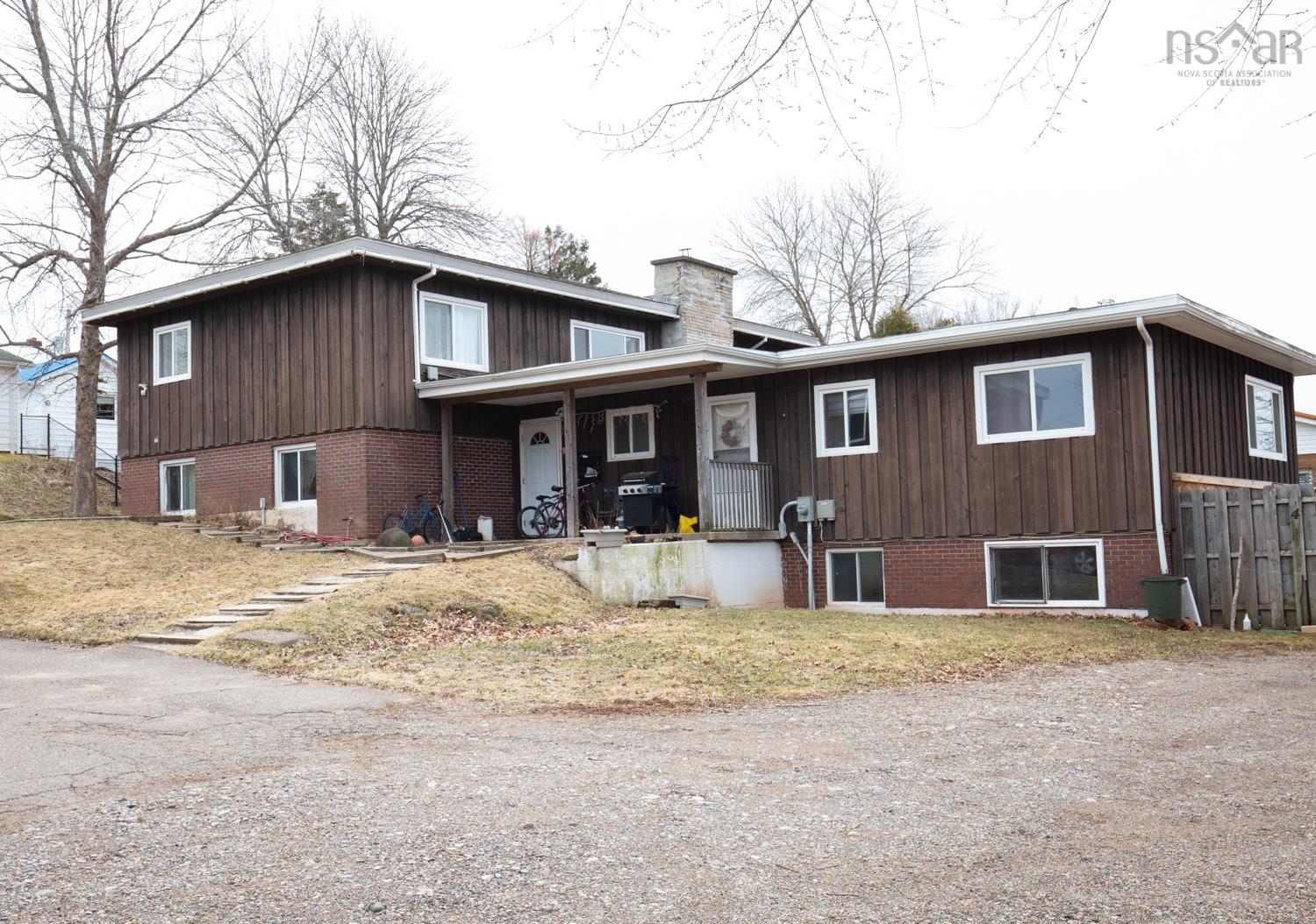 $538,000.00: 246 & 248 PLEASANT Street, Truro