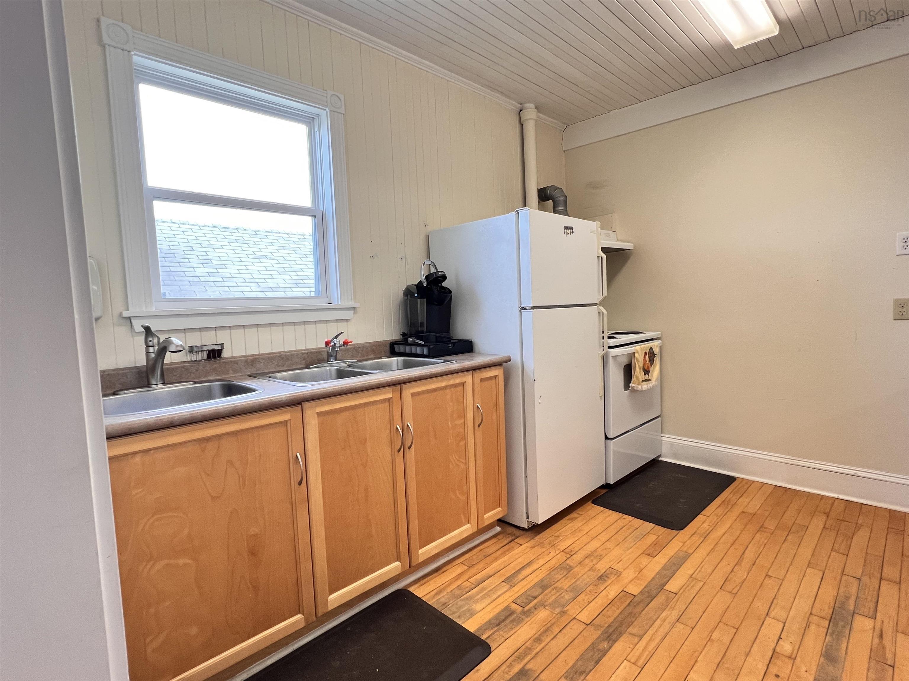 $110,000.00: 6 Beech Street, Lockeport