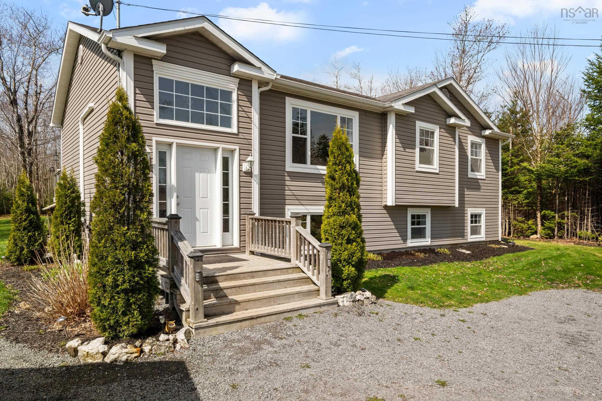 $649,900.00: 283 Lakecrest Drive, East Uniacke