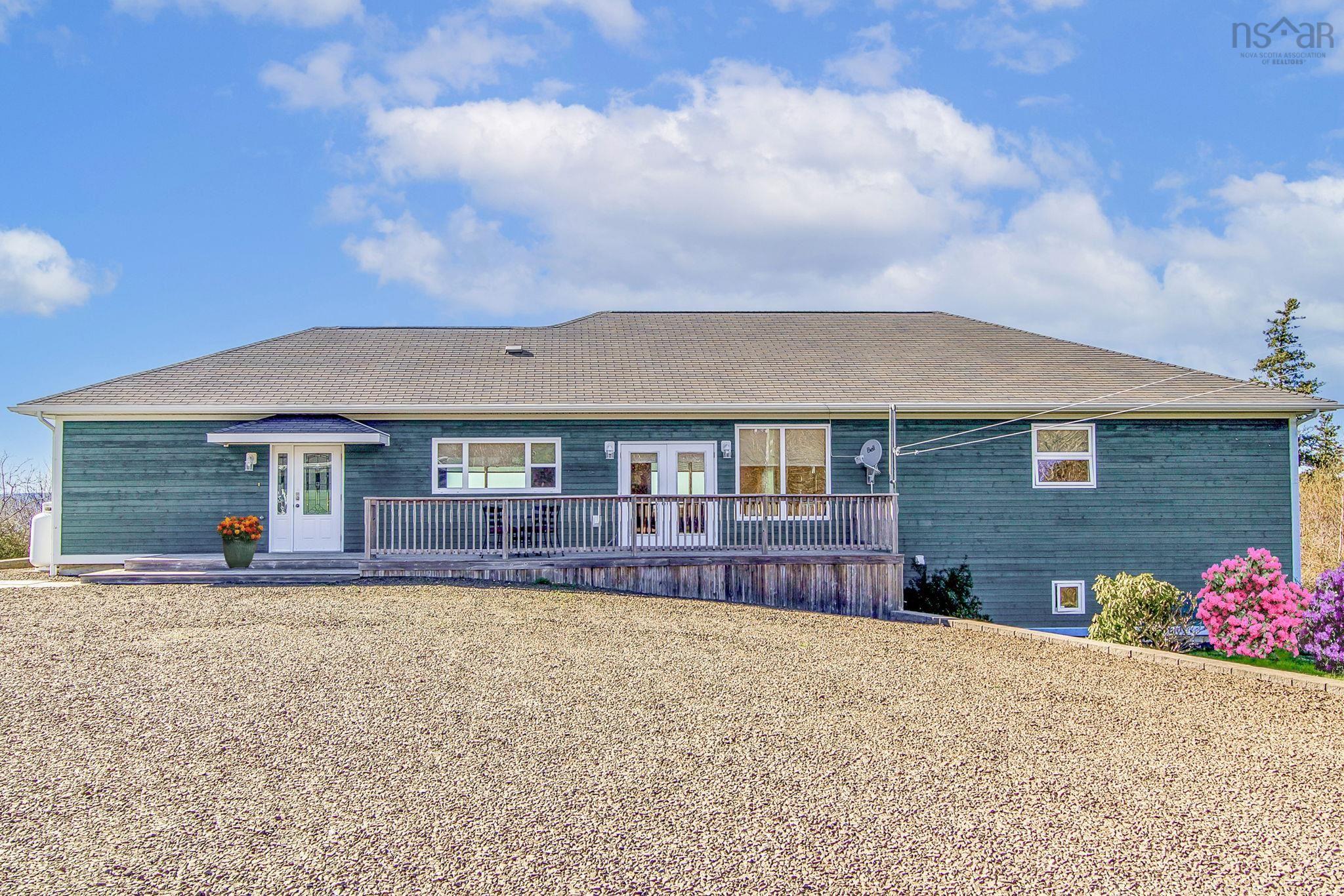 $849,000.00: 10 Basin View Drive, Smiths Cove