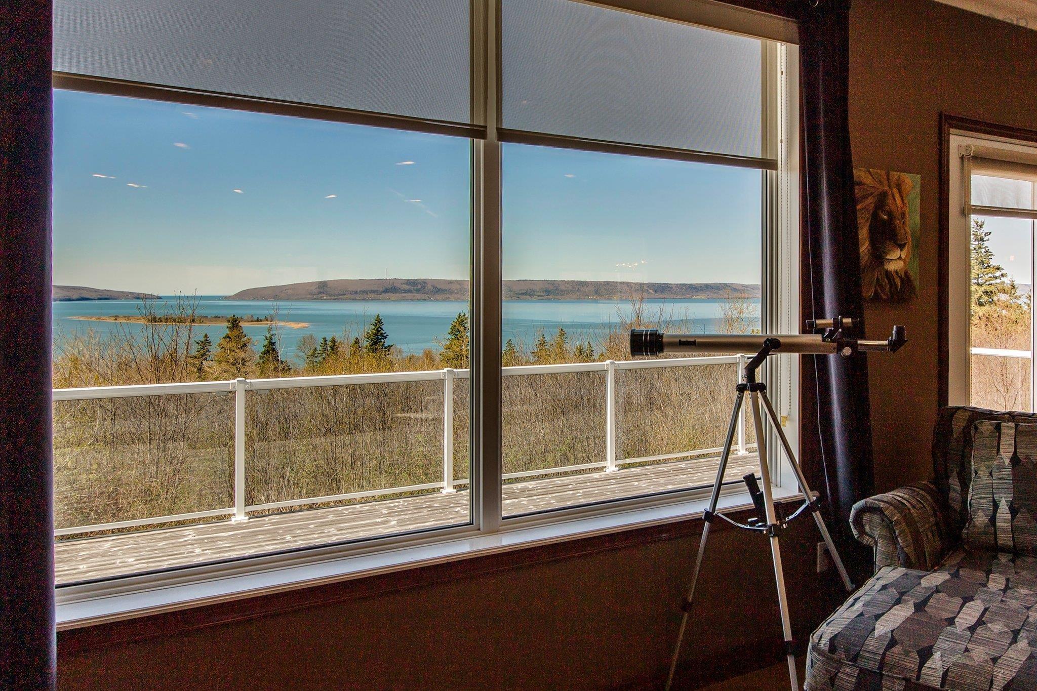 $849,000.00: 10 Basin View Drive, Smiths Cove