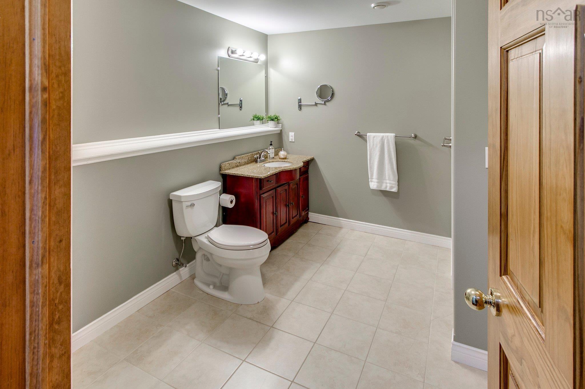$849,000.00: 10 Basin View Drive, Smiths Cove