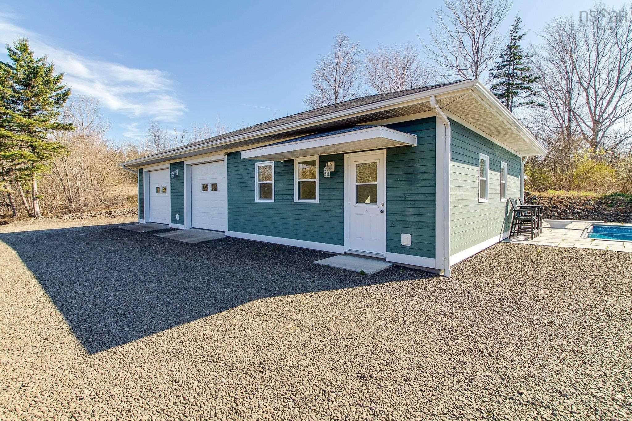 $849,000.00: 10 Basin View Drive, Smiths Cove