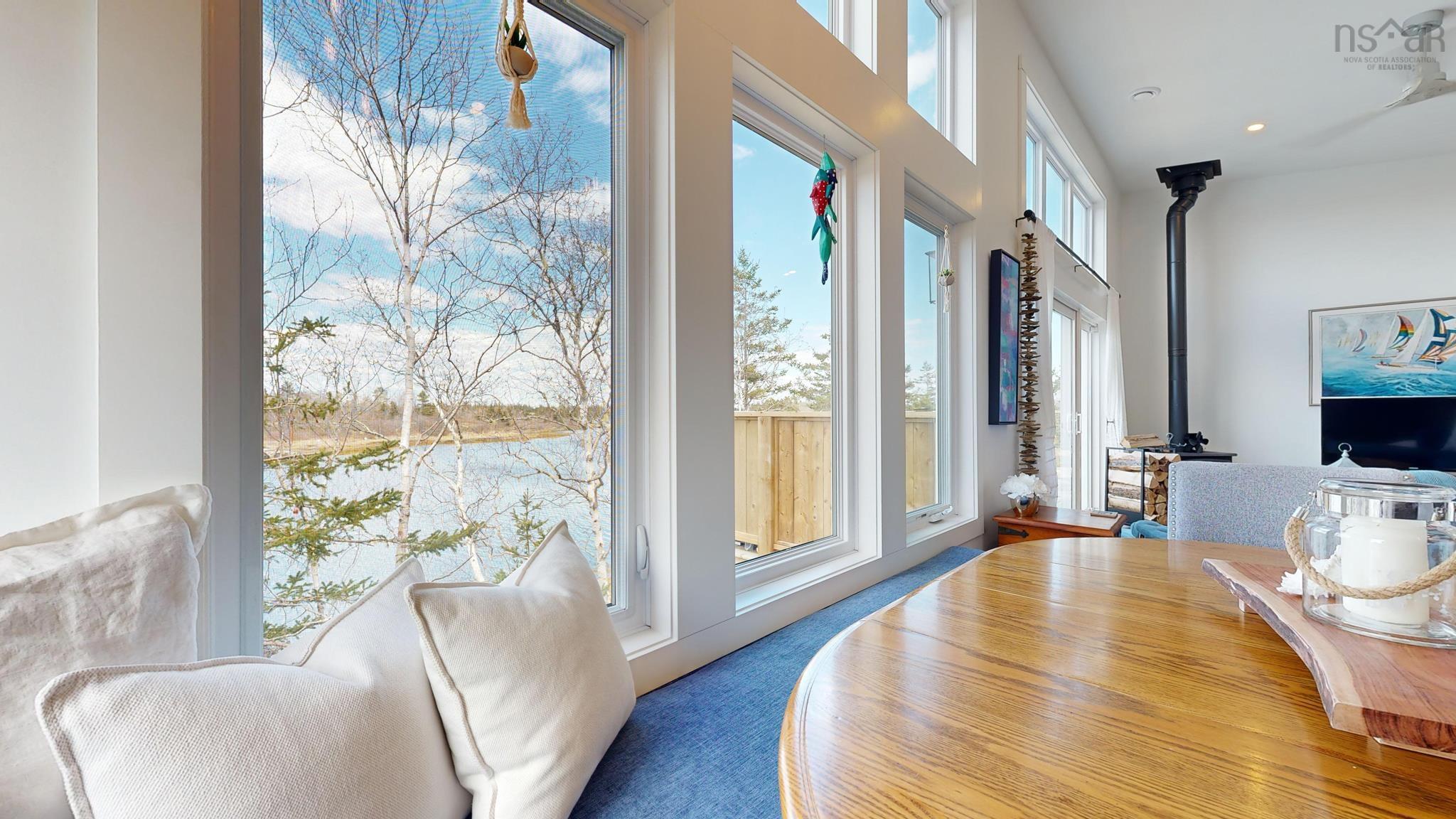 $849,000.00: 397 Stonehurst Road, Stonehurst North